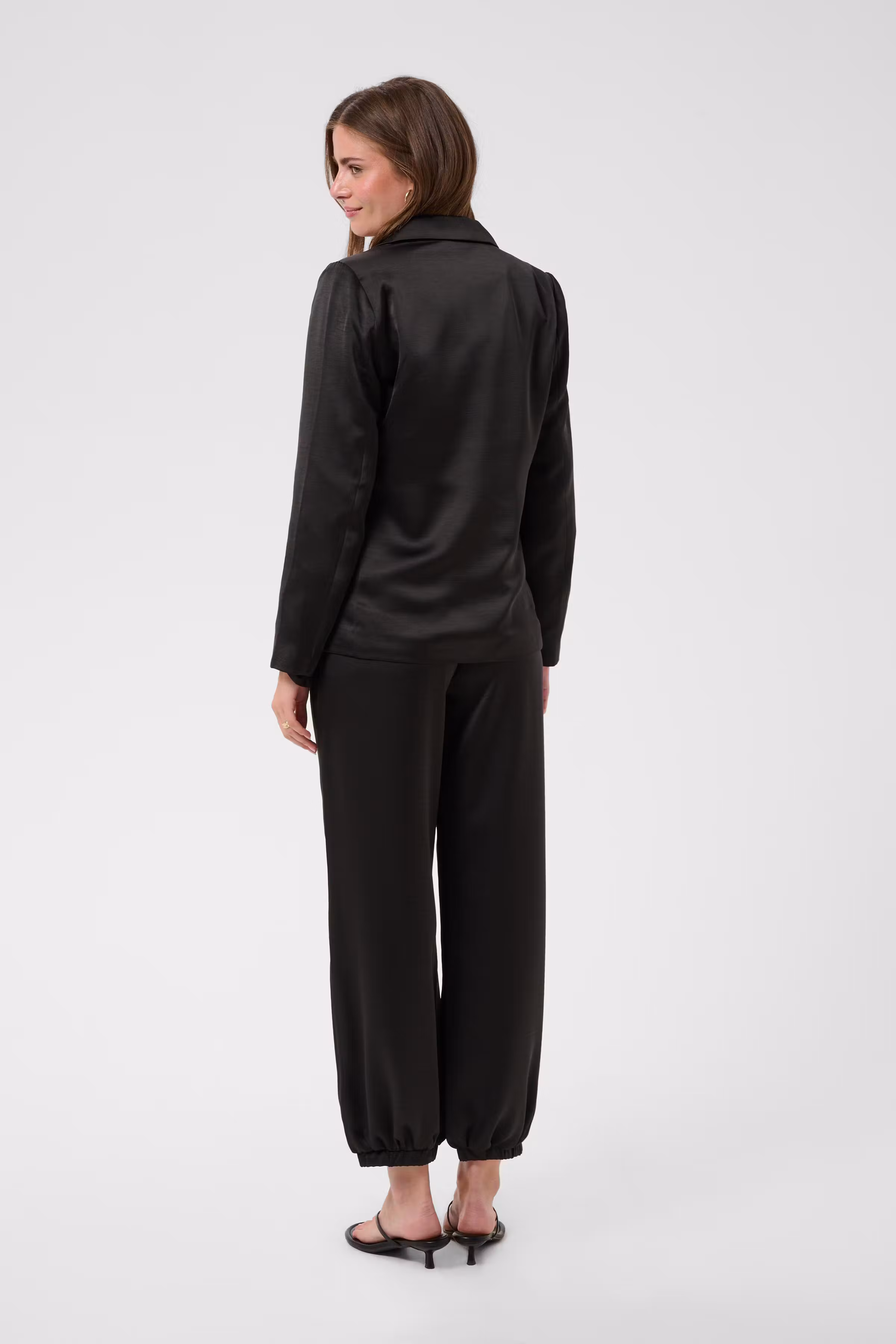 CRCocamia Blazer LOOKBOOK BACK 10614366-100120