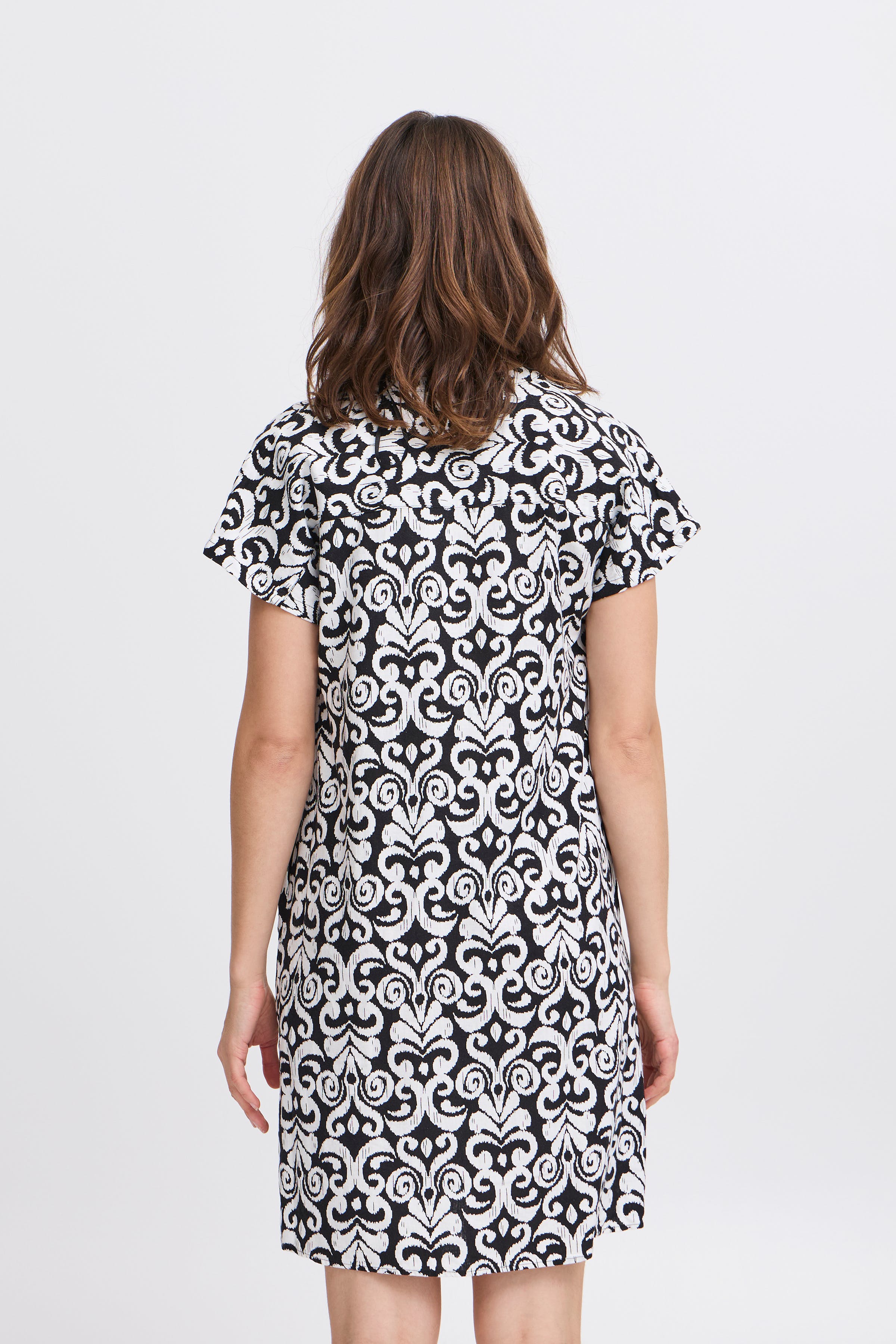 BYFALAKKA Dress LOOKBOOK BACK 20811336-204544