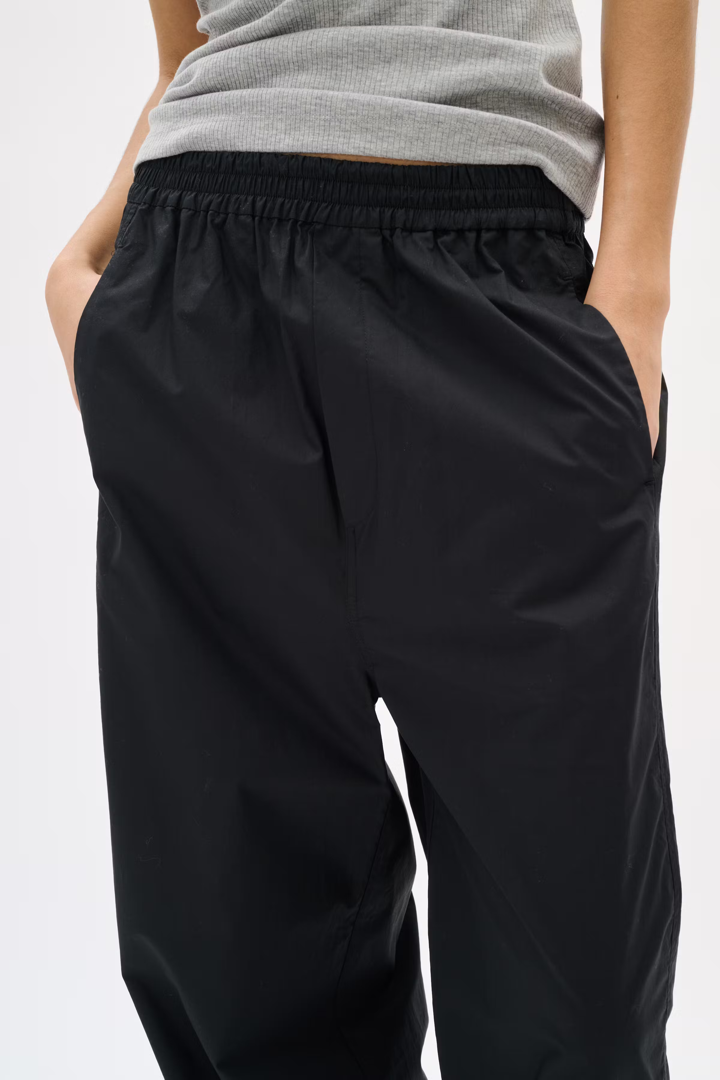 KennaIW Poplin Broek LOOKBOOK DETAIL 30110533-194008