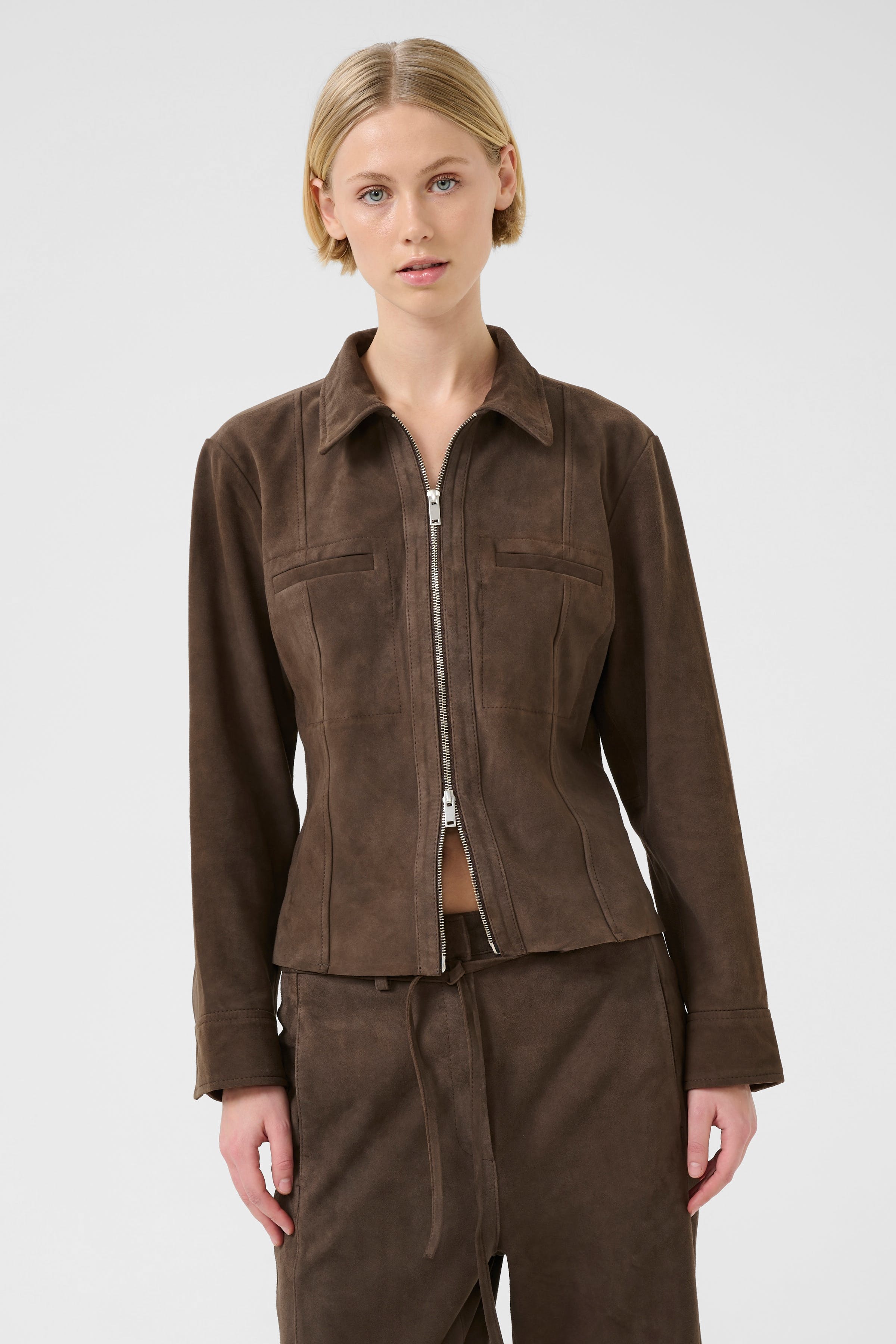 KBBirdie Wildlederjacke LOOKBOOK FRONT 10105570-191015