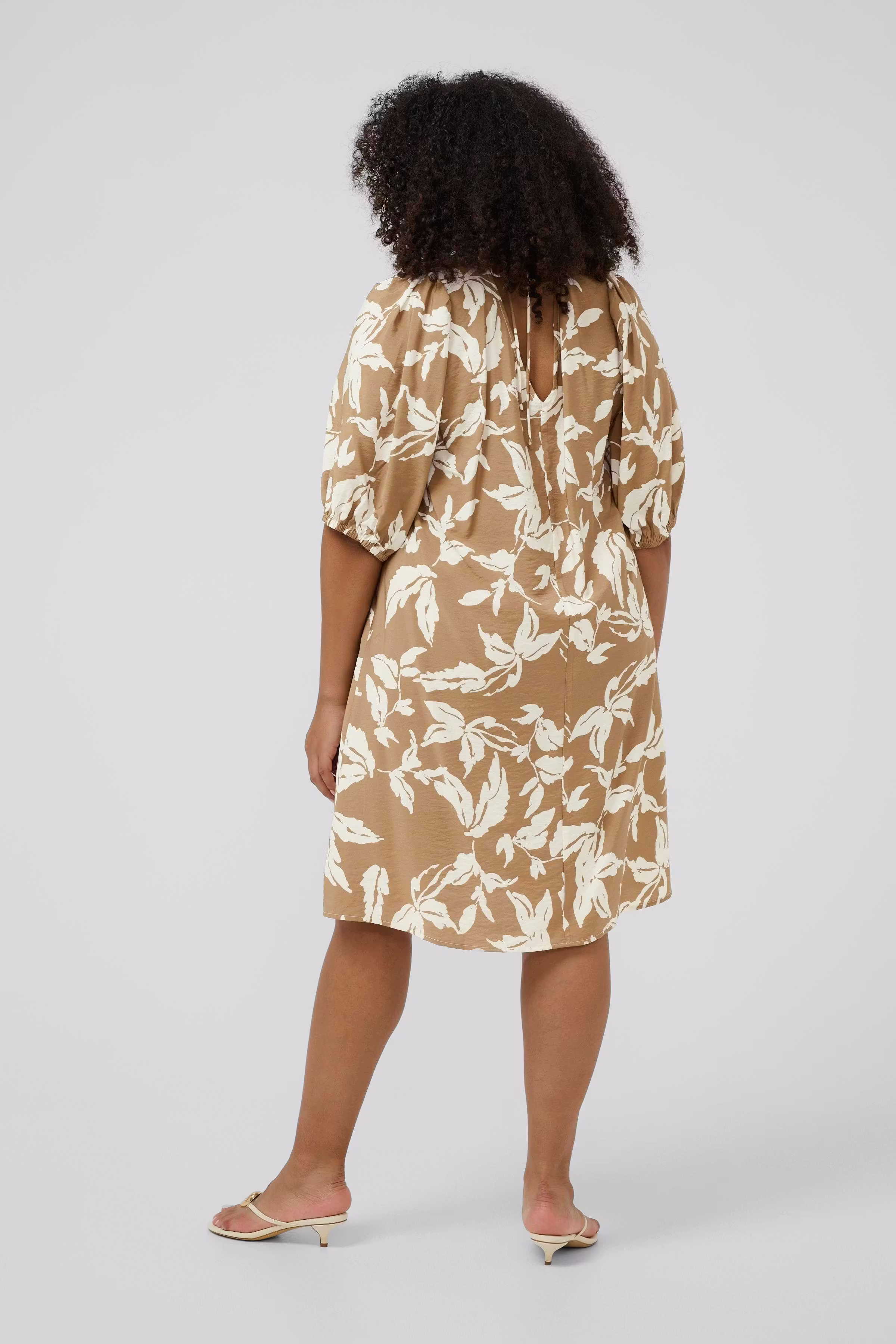 KCmarla Kjole LOOKBOOK BACK 10584071-109010