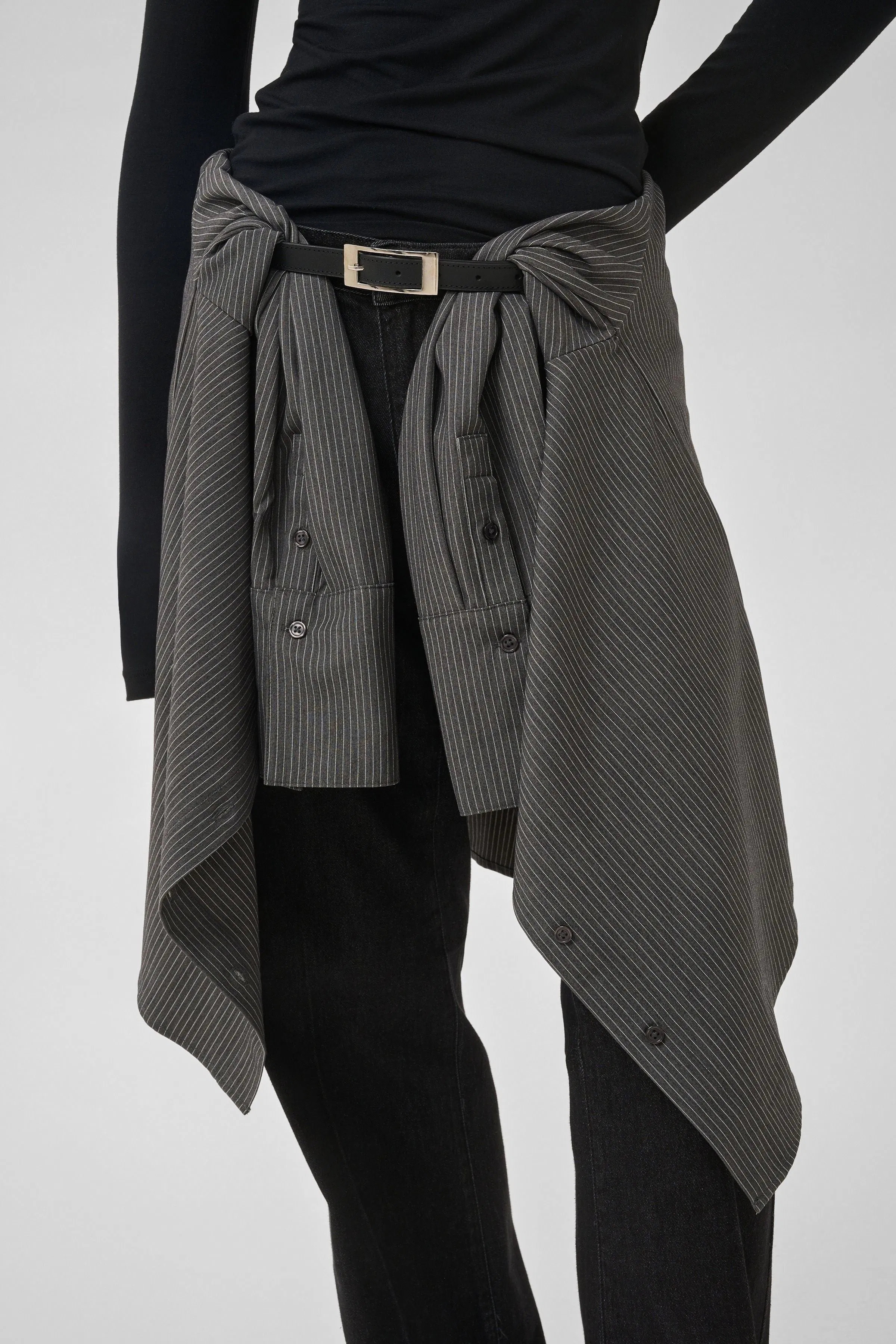20 THE SIMPLE LEATHER BELT LOOKBOOK FRONT 10705535-109346