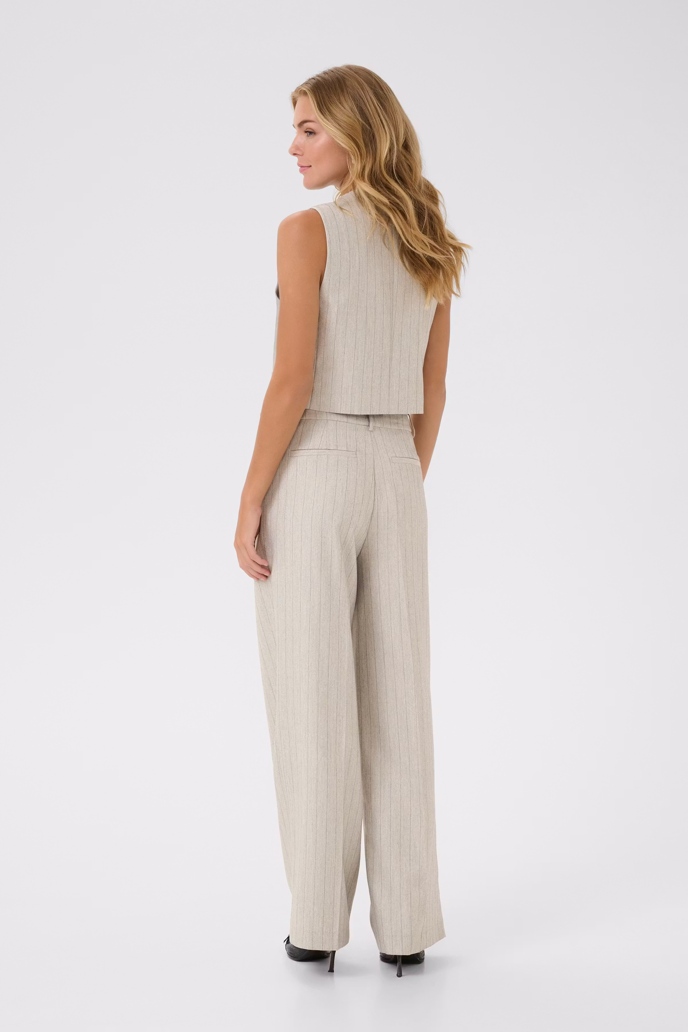 KAkaysa Väst LOOKBOOK BACK 10509513-106761