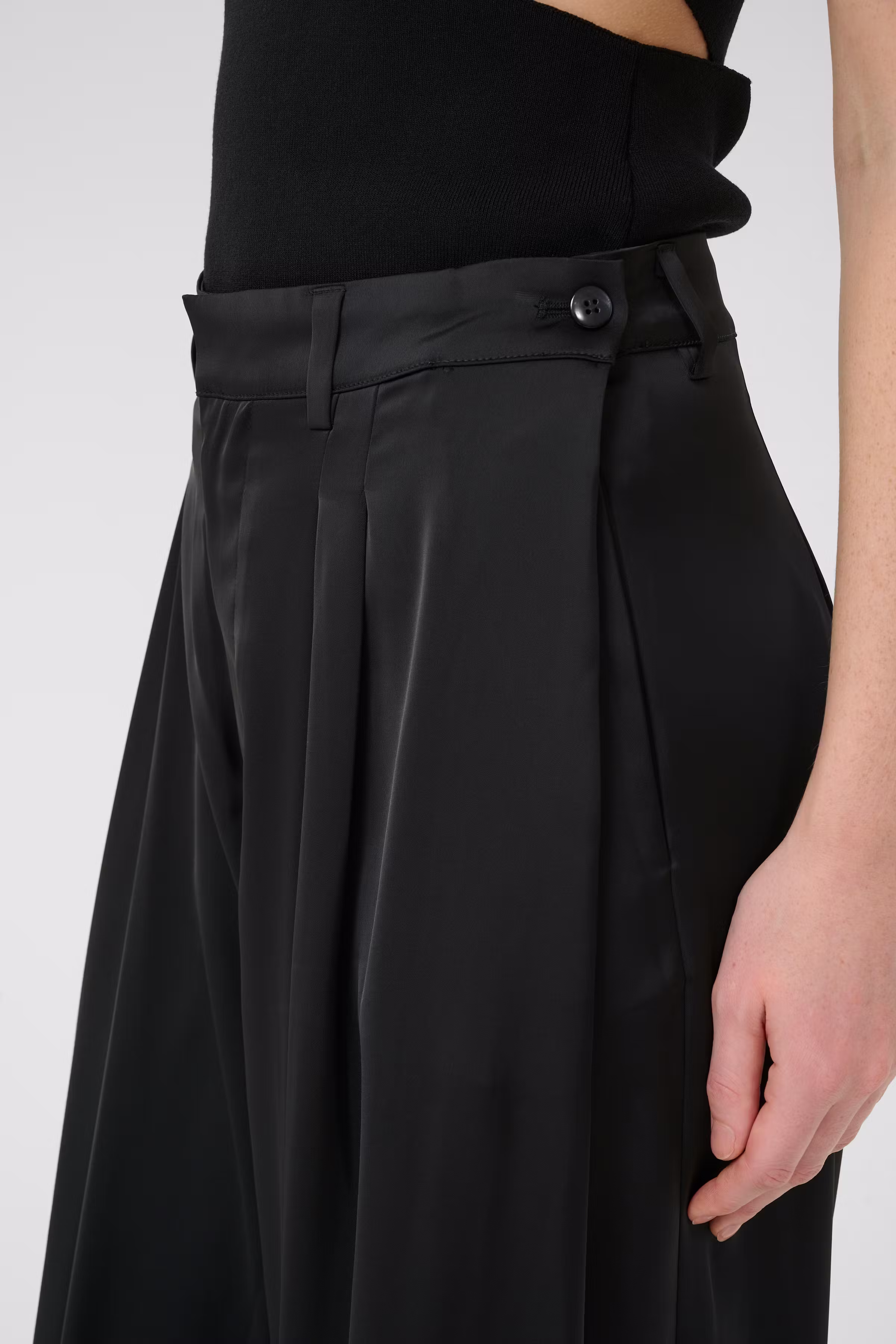 GZrue Trousers LOOKBOOK DETAIL 10910805-100017