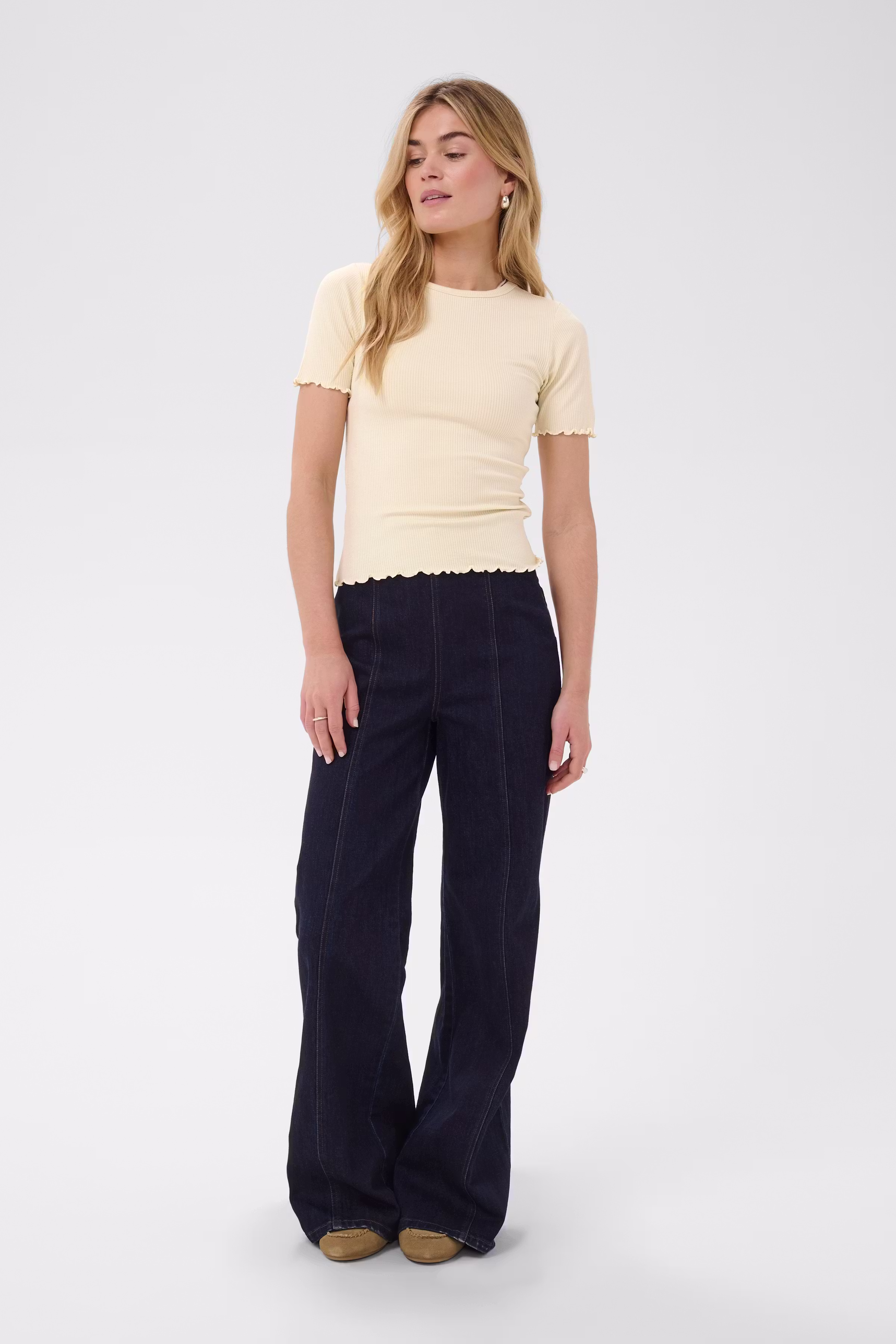 OlaliaSZ T-shirt LOOKBOOK FRONT 30514821-130905