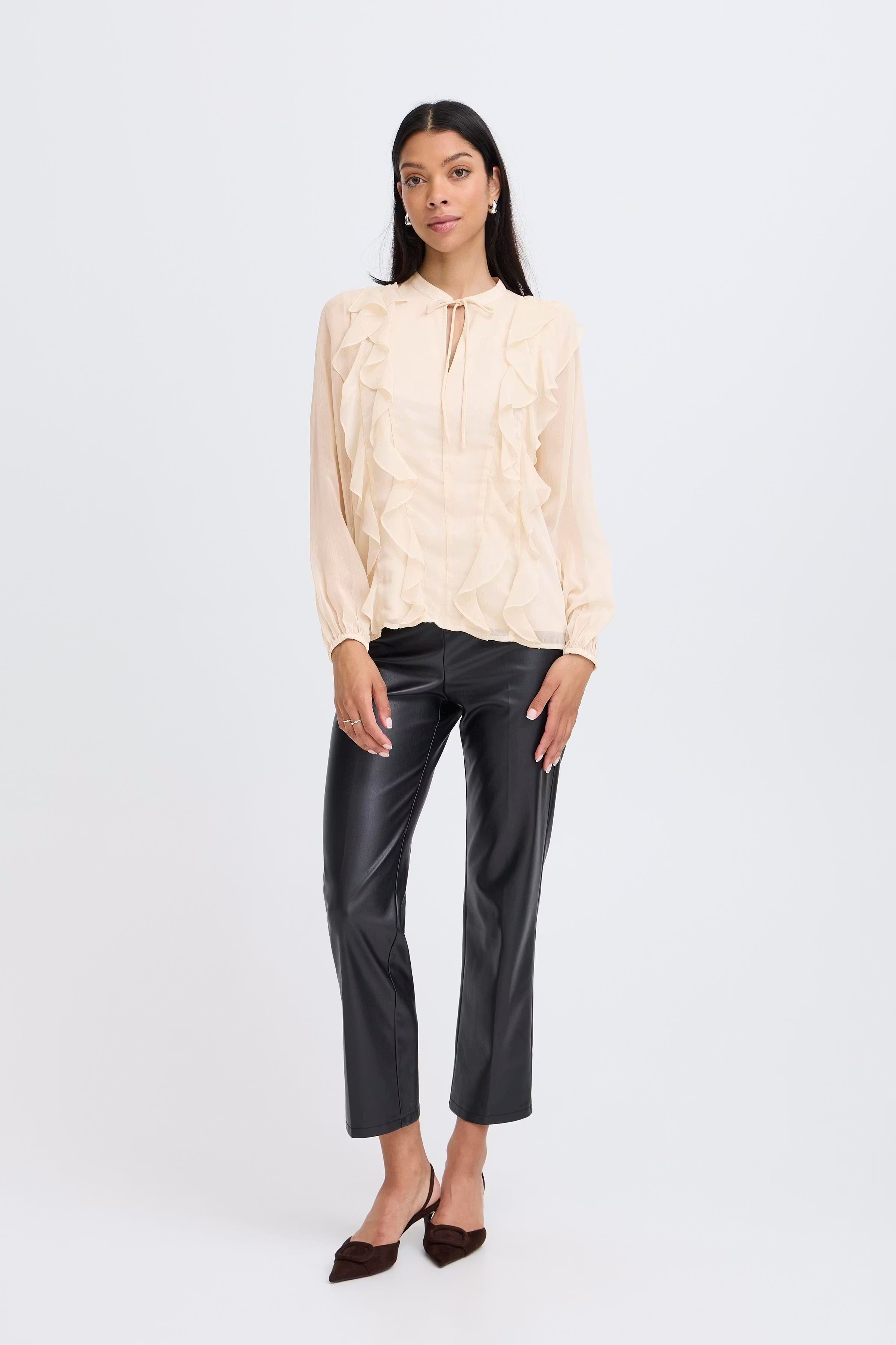 BYGIJO Bluse LOOKBOOK FRONT 20818322-130401