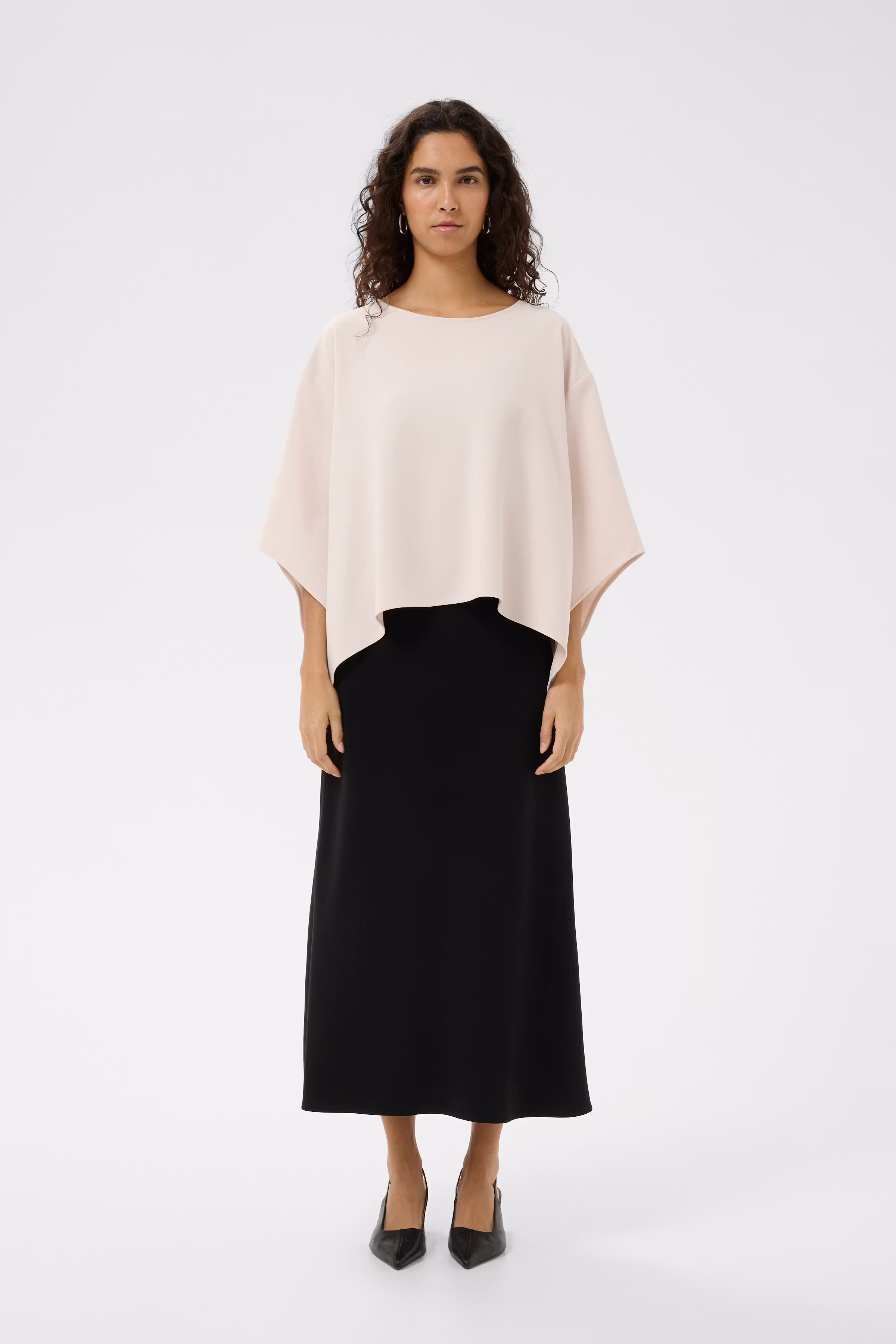 CHARLEENEIW LAYERED Jurk LOOKBOOK FRONT 30112430-194008