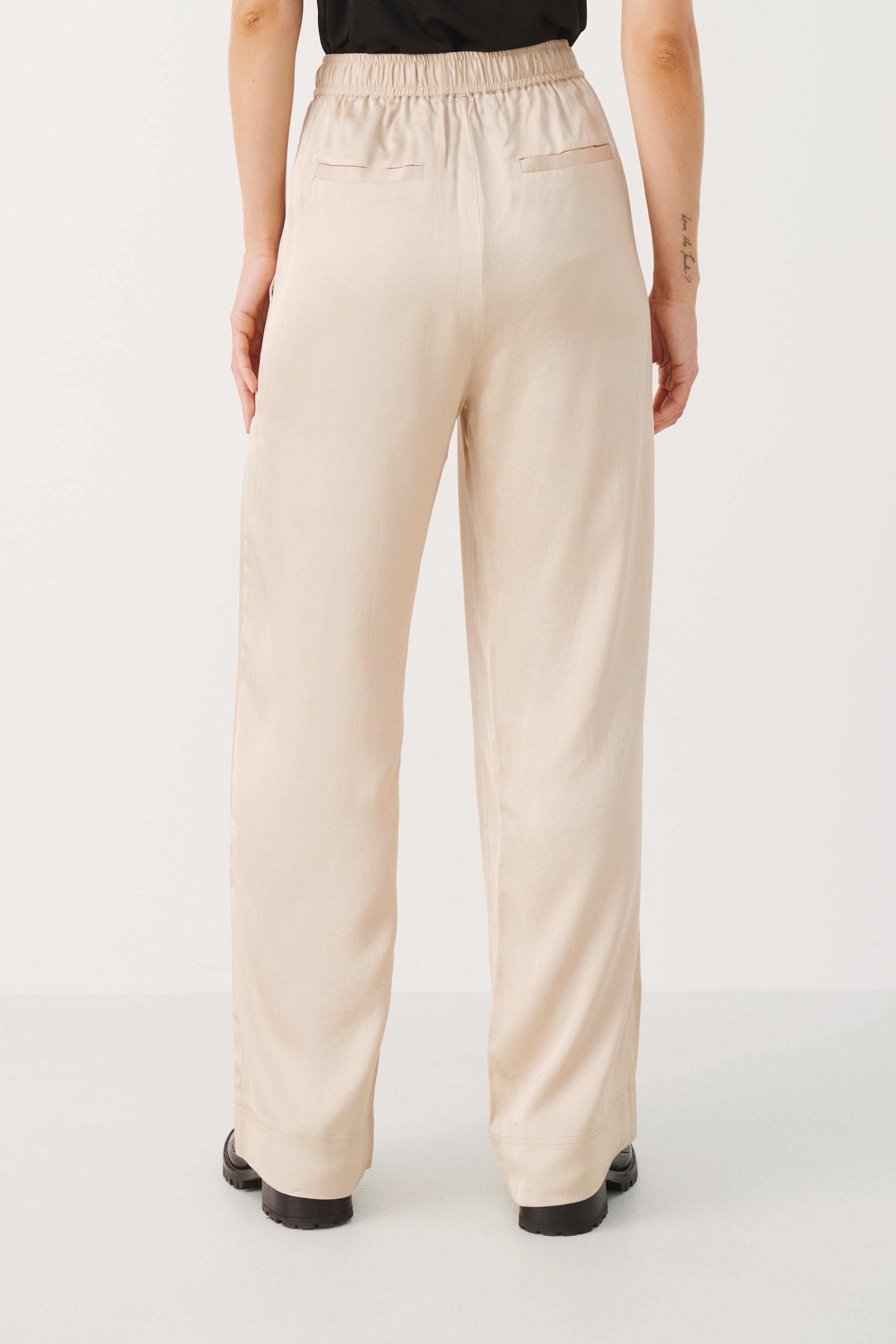 TiaraPW Broek LOOKBOOK BACK 30307278-141106