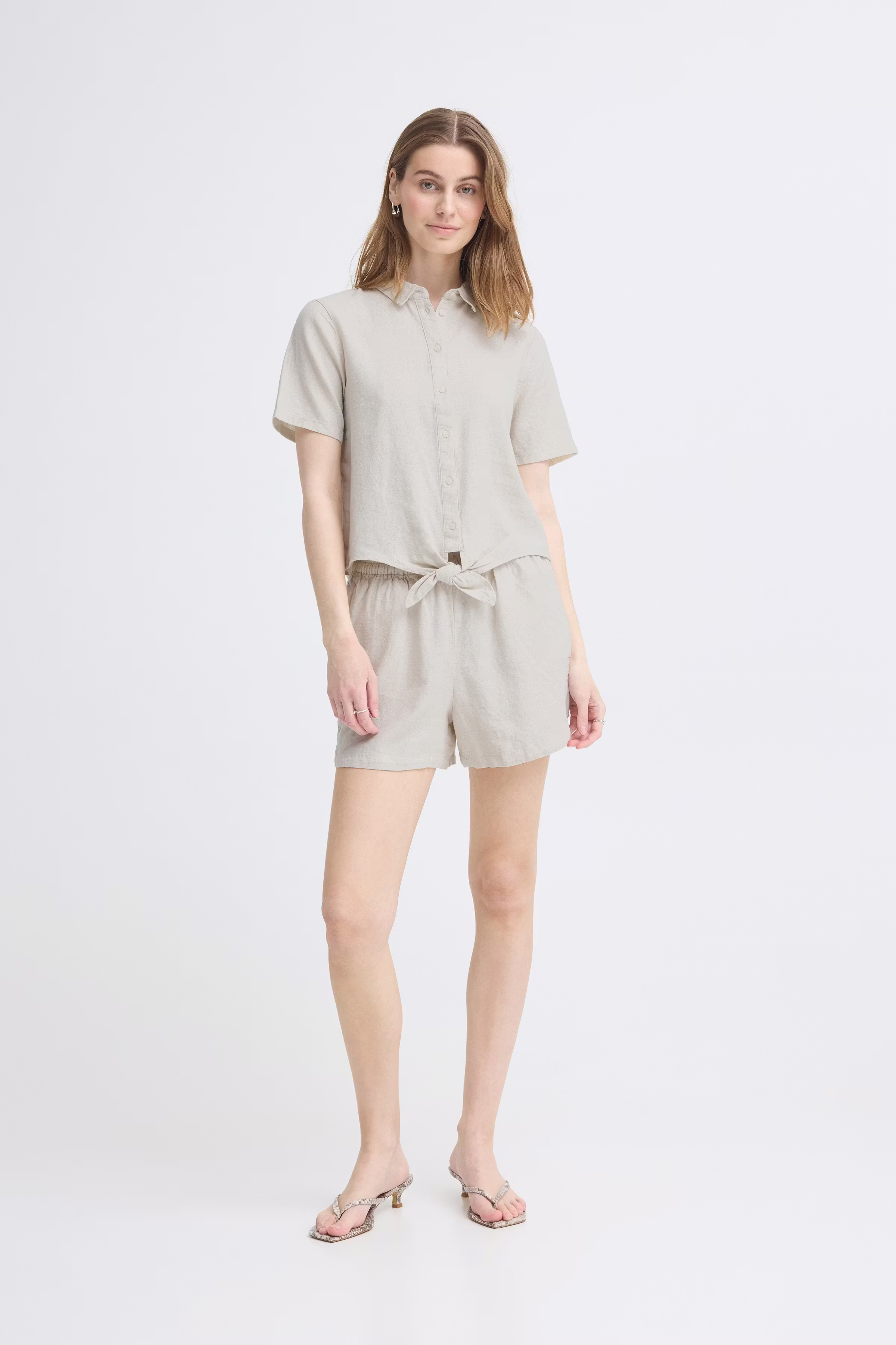 Kortermet skjorte LOOKBOOK FRONT 20122921-204424