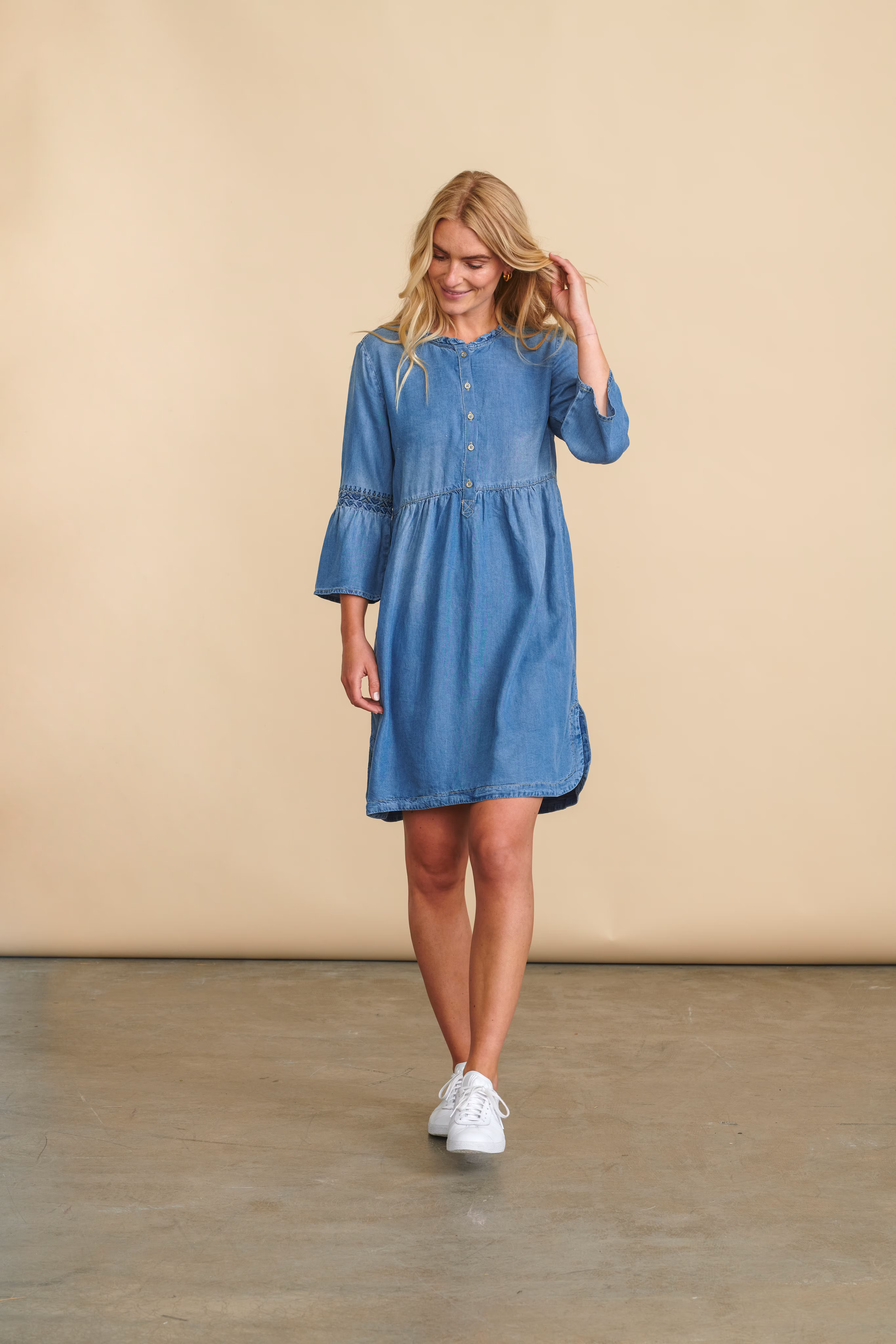 Lussa Kleid LOCATION NONE 10602770-62694