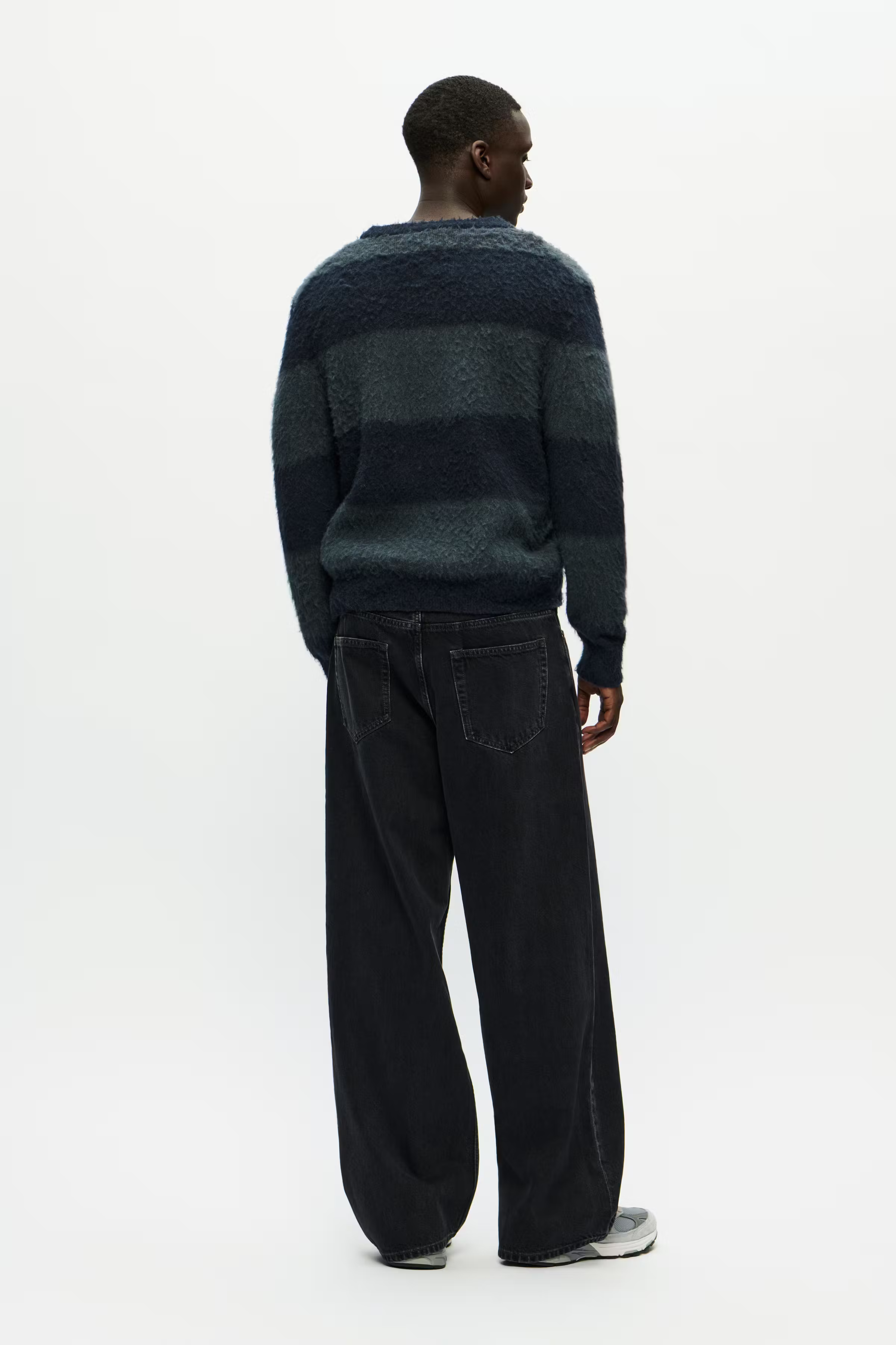 WWType 3 Jeans LOOKBOOK BACK 30251603-304315