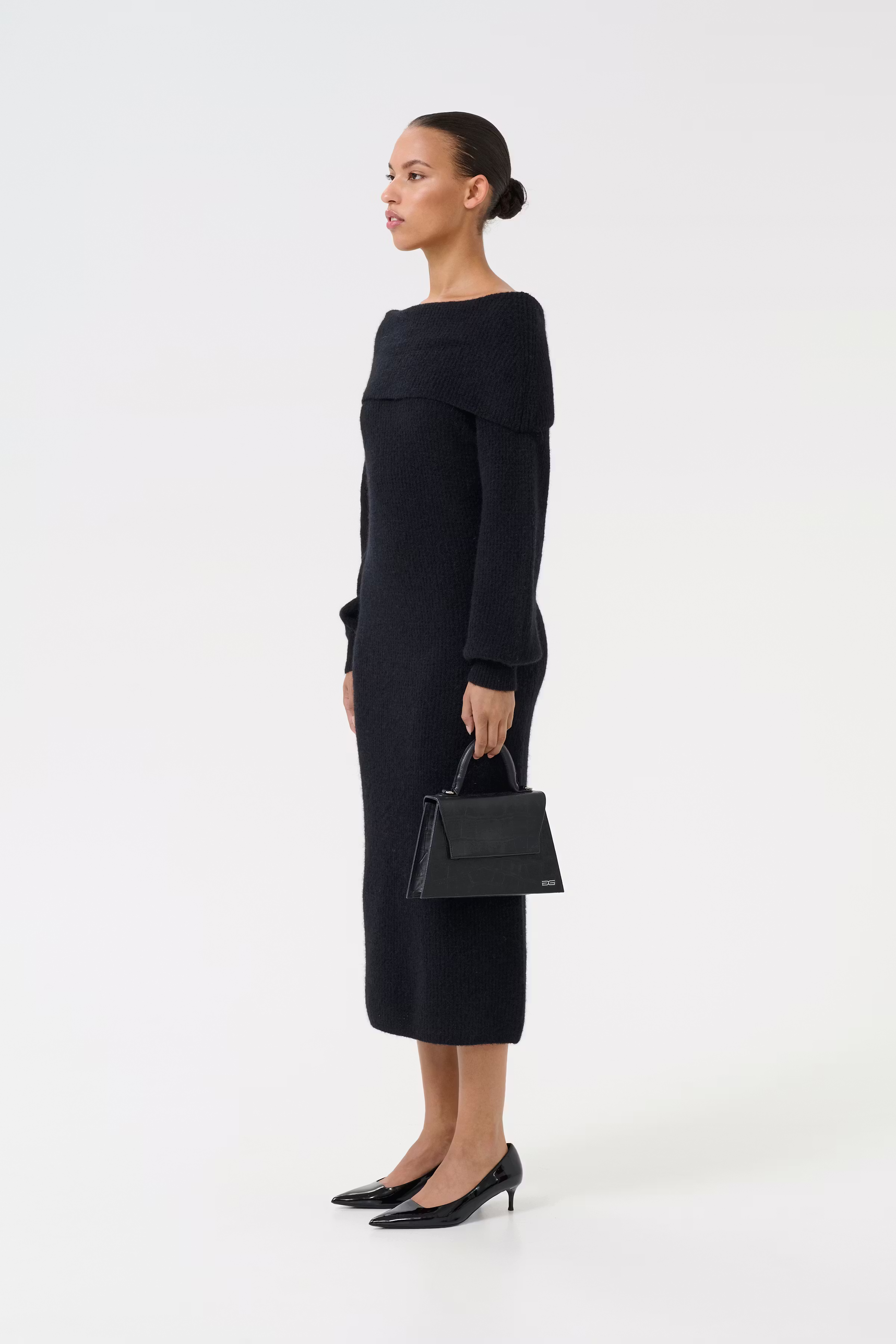 AlphaGZ Dress LOOKBOOK FRONT 10909673-100017