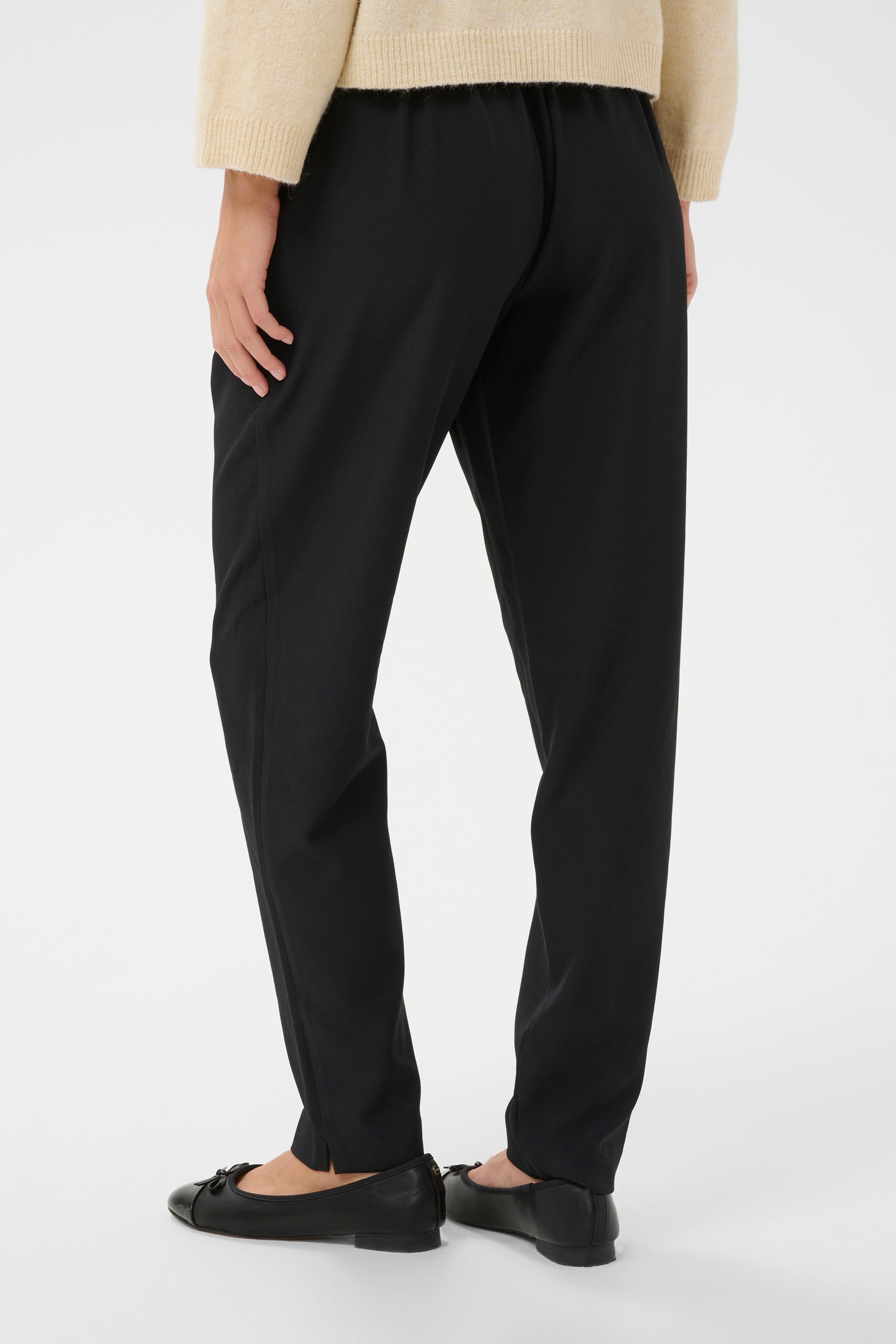 CelestSZ Hose LOOKBOOK BACK 30513044-193911