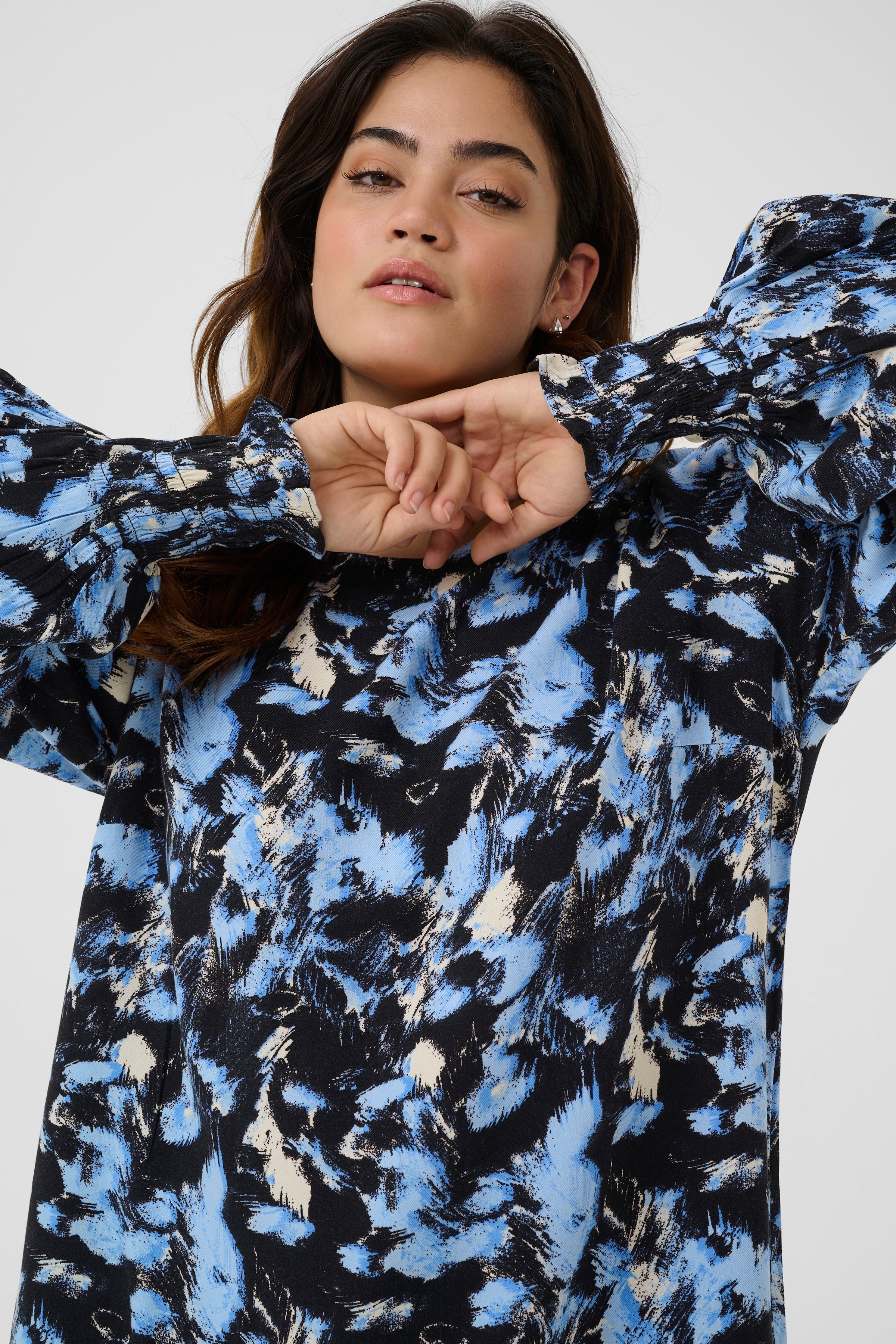 KClurana Blouse LOOKBOOK DETAIL 10582906-106806