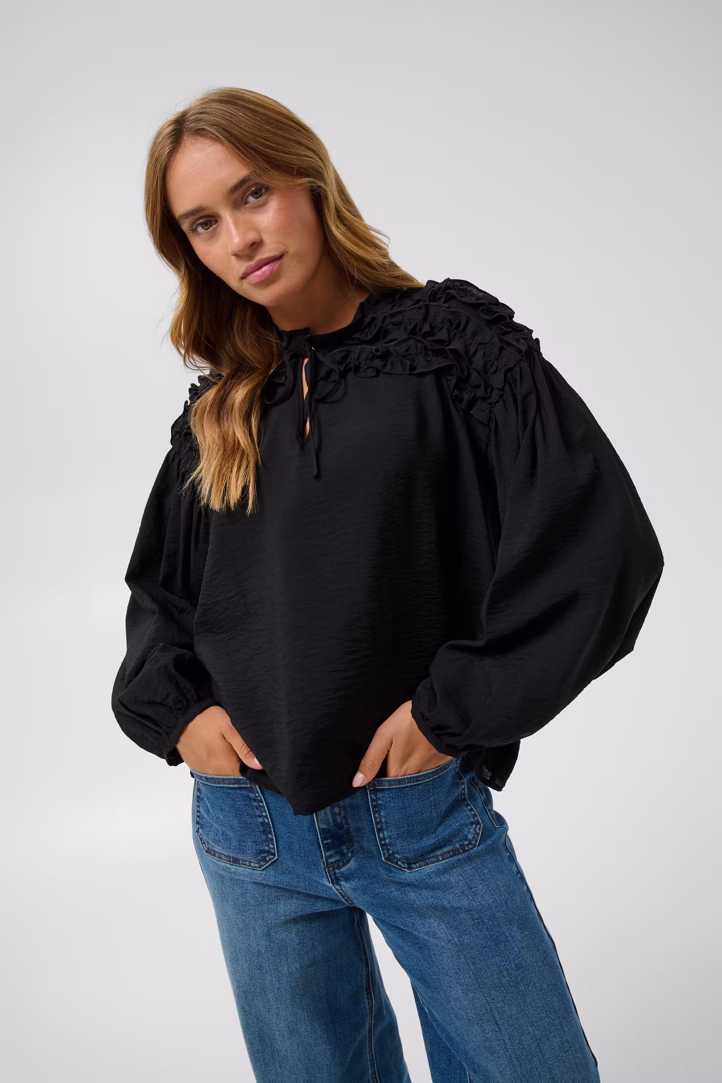 KAnicole Bluse LOOKBOOK DETAIL 10512111-100121