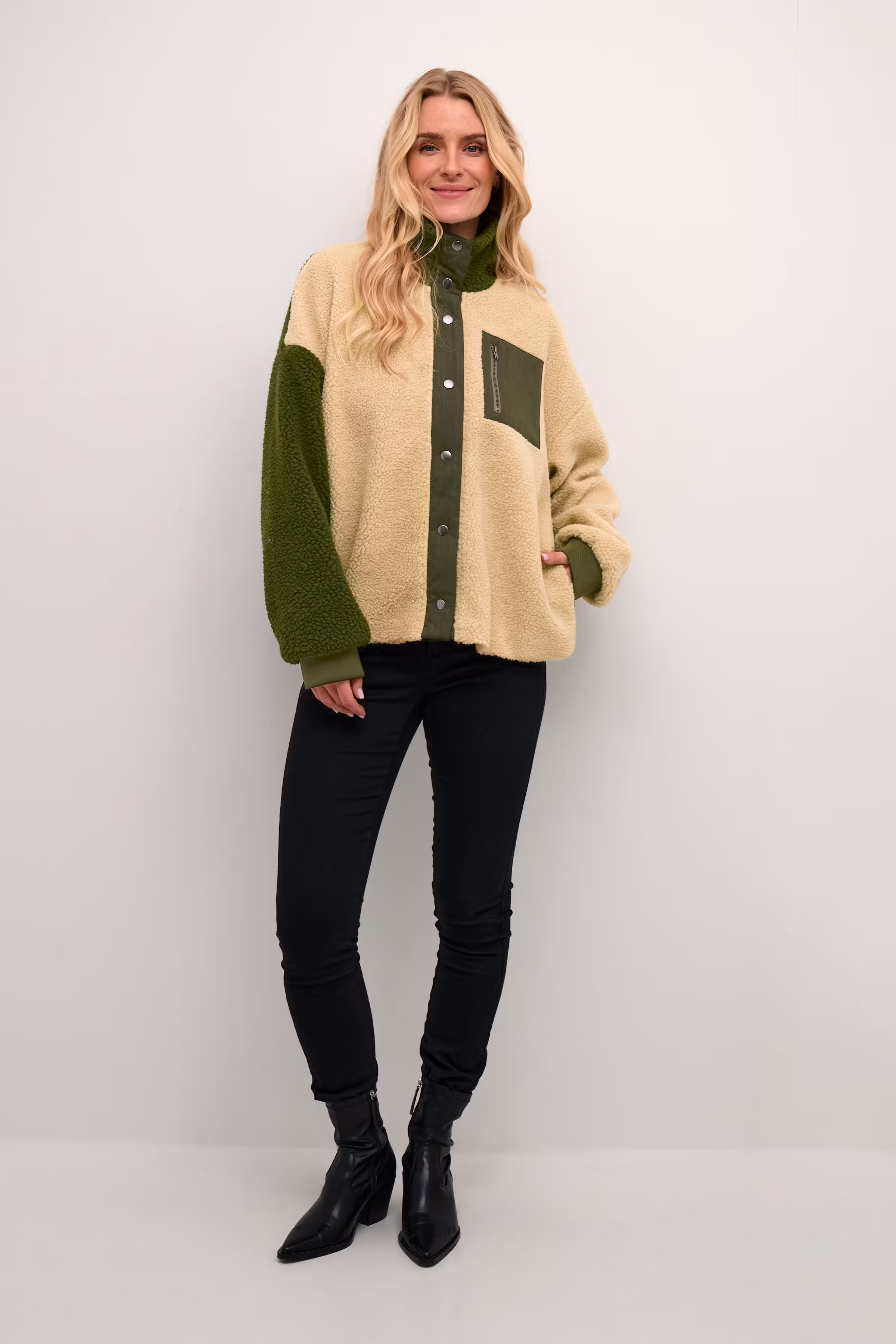 CUtally Teddy Fleecejacka LOOKBOOK FRONT 50109006-190515