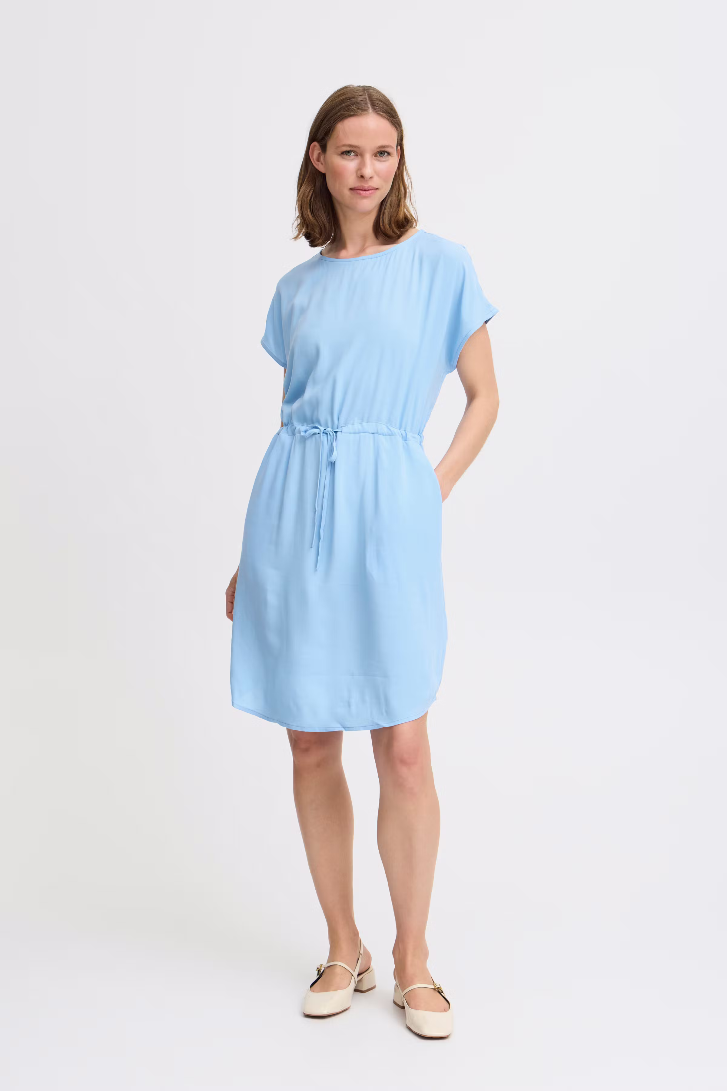 BYMMJOELLA Kjole LOOKBOOK FRONT 20811226-164132