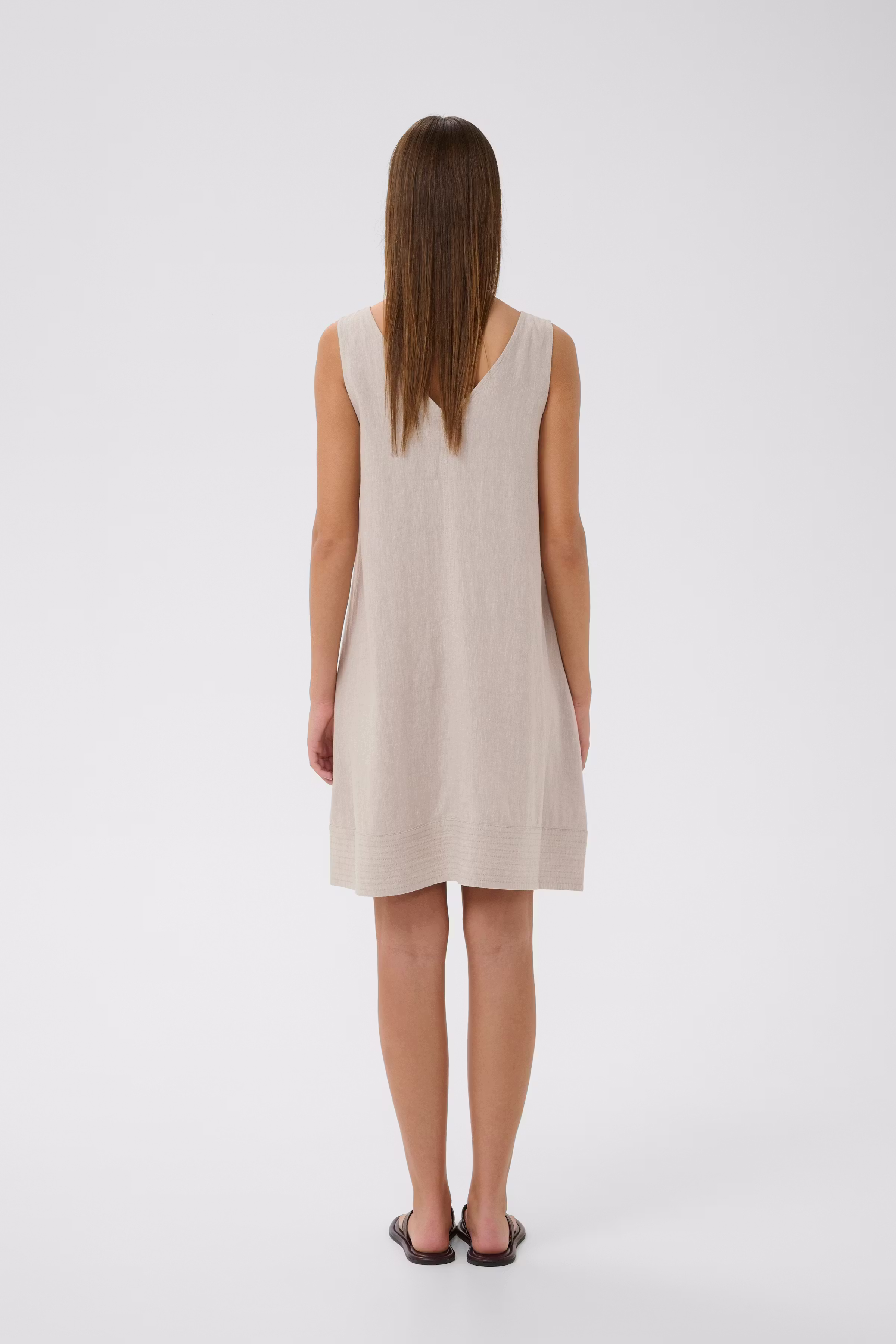 EDITHIW Dress LOOKBOOK BACK 30112547-300597