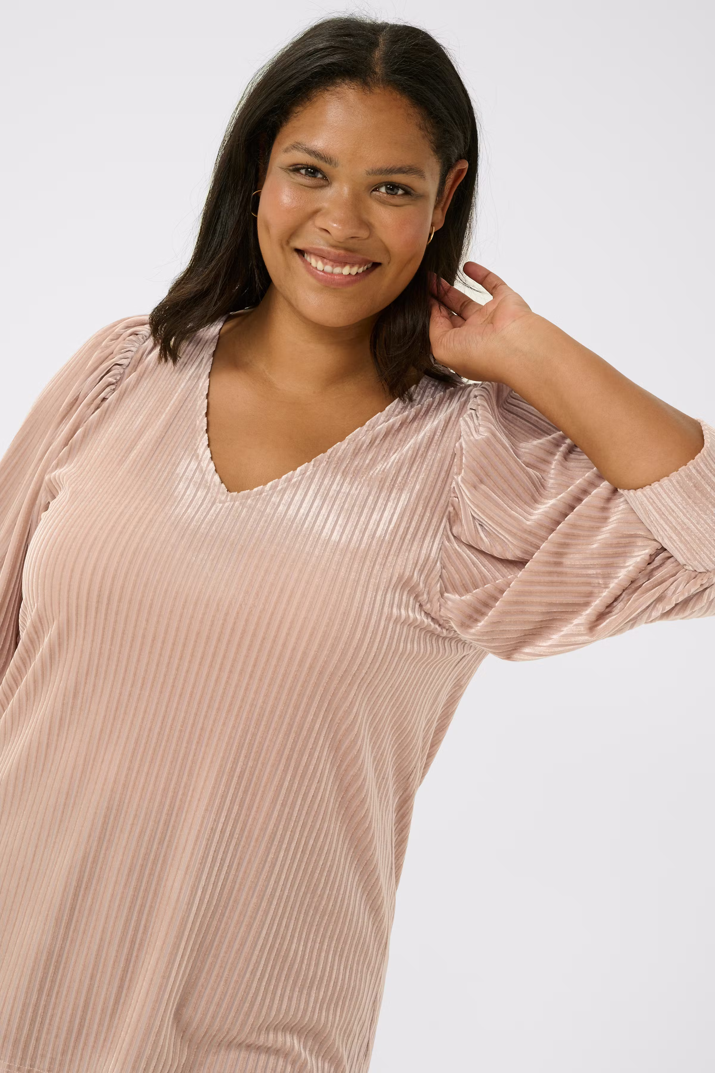 KCcacanna Velour Blouse LOOKBOOK DETAIL 10581210-107153