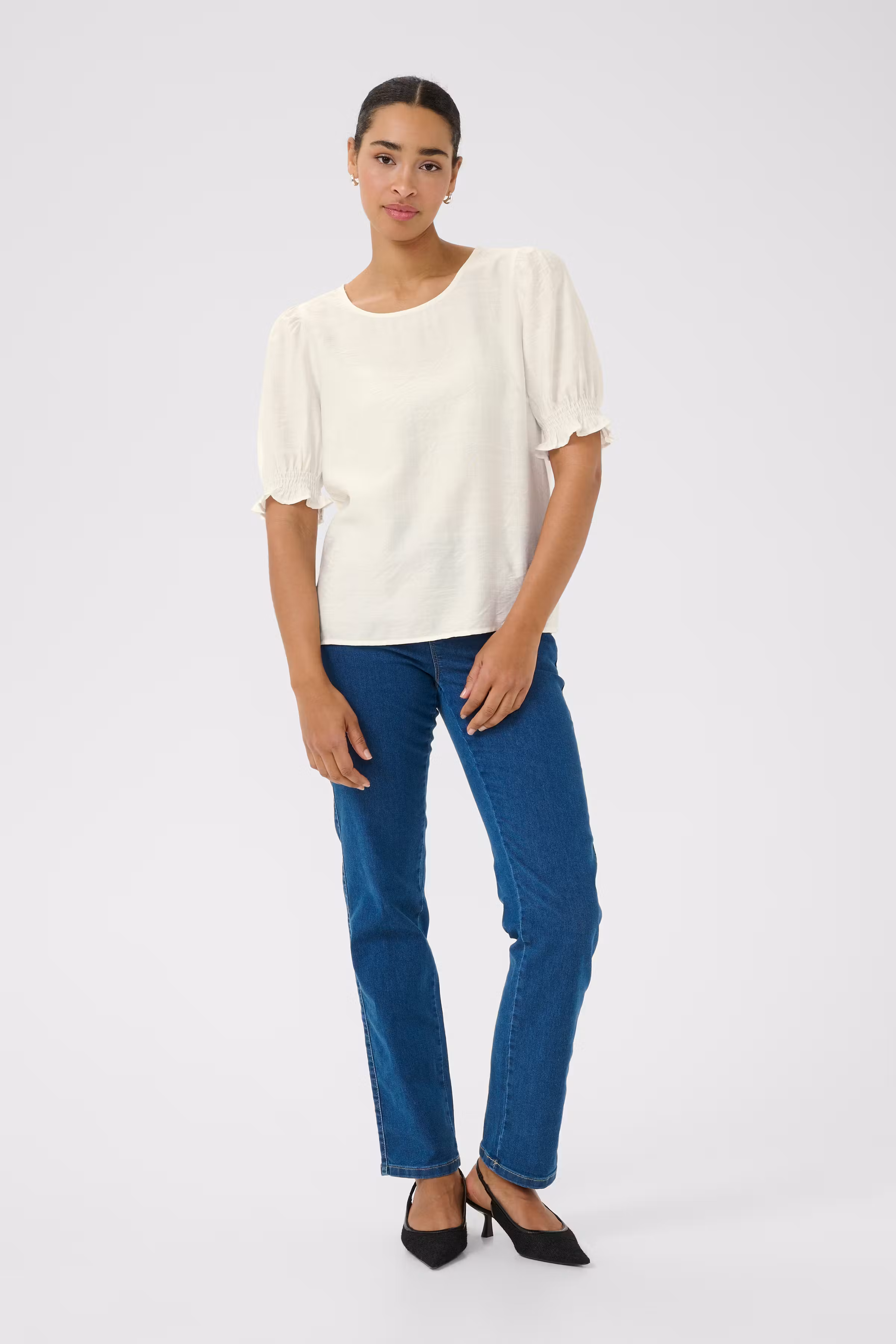 KAlui Bluse LOOKBOOK FRONT 10510779-106482