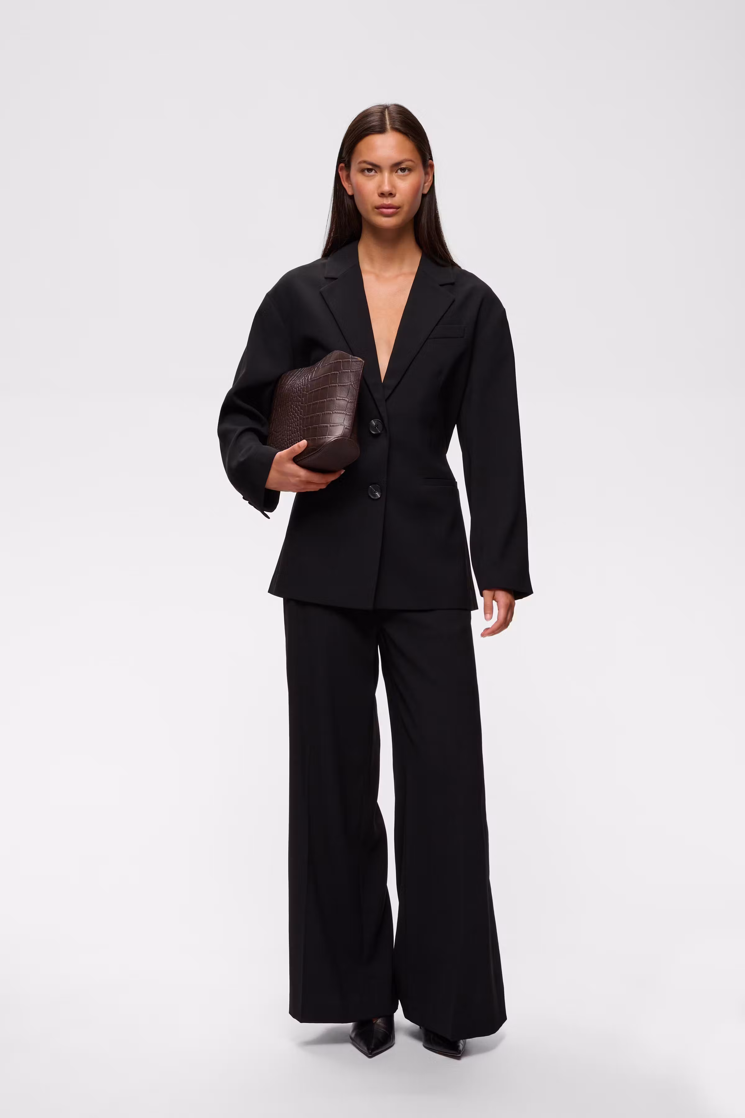 BriezIW Hose LOOKBOOK FRONT 30110962-194008