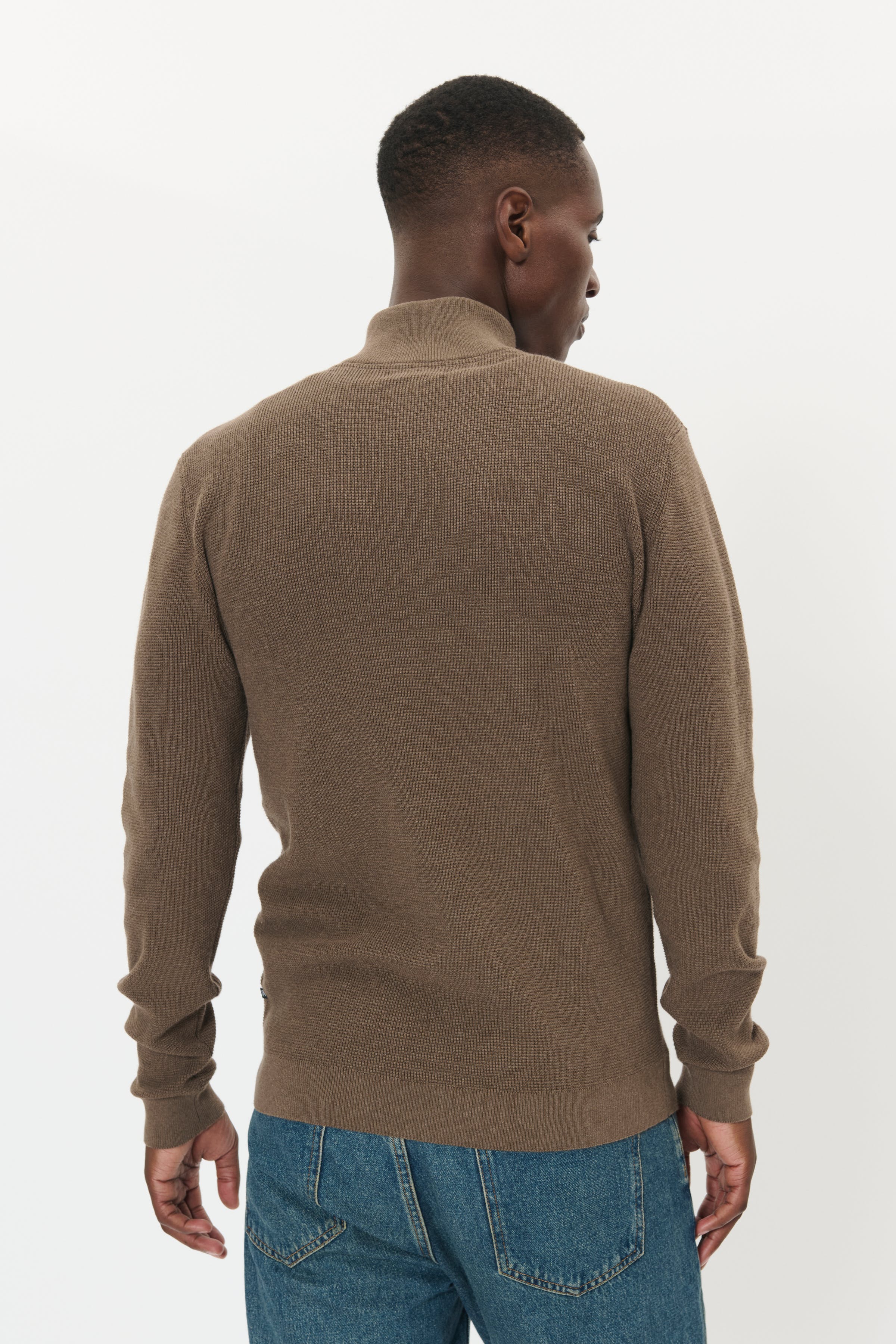 MAlagoon Half-Zip Pullover LOOKBOOK BACK 30207192-1908081