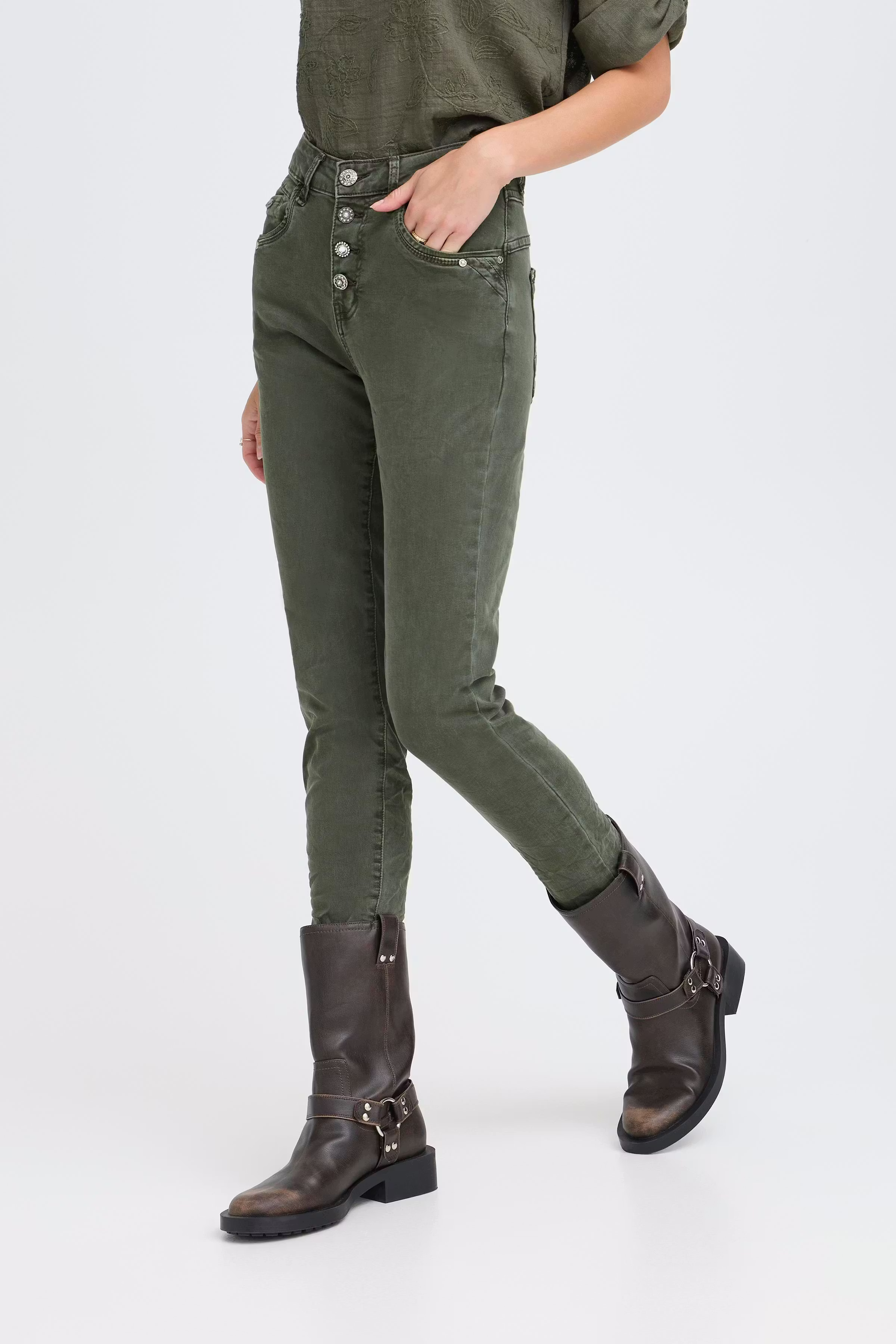 SBSPIROLA Jeans LOOKBOOK FRONT 22101073-180515