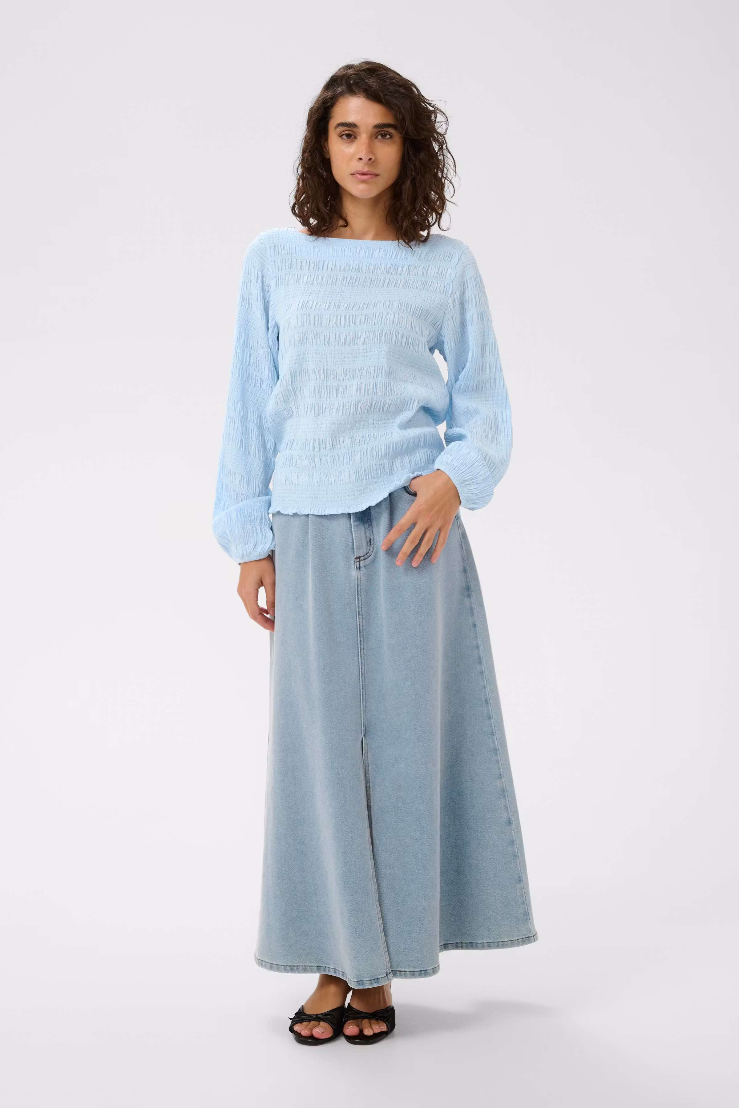 KAkourtney Bluse LOOKBOOK FRONT 10511265-144005