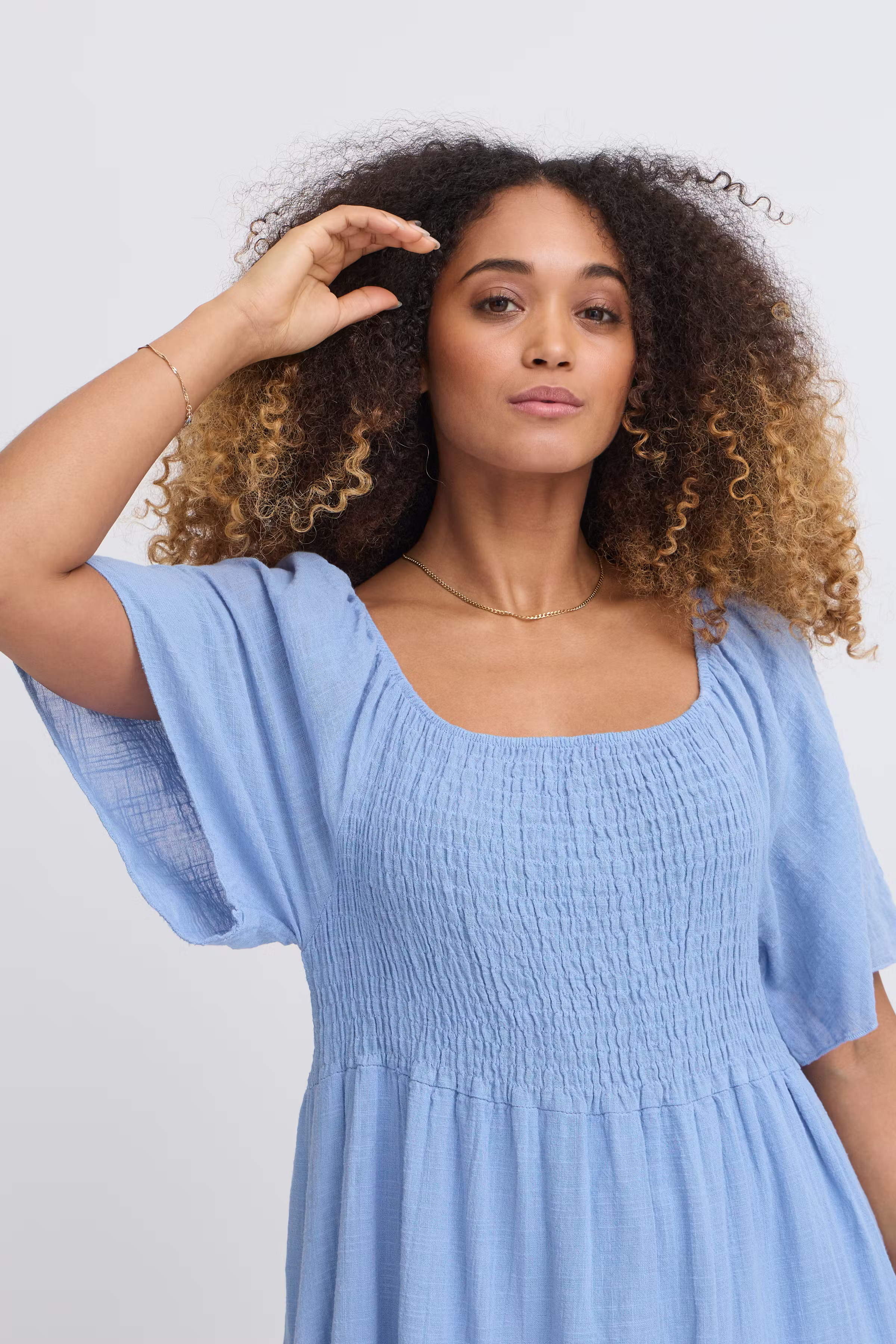 SBALEXA Kjole LOOKBOOK DETAIL 22100929-174041