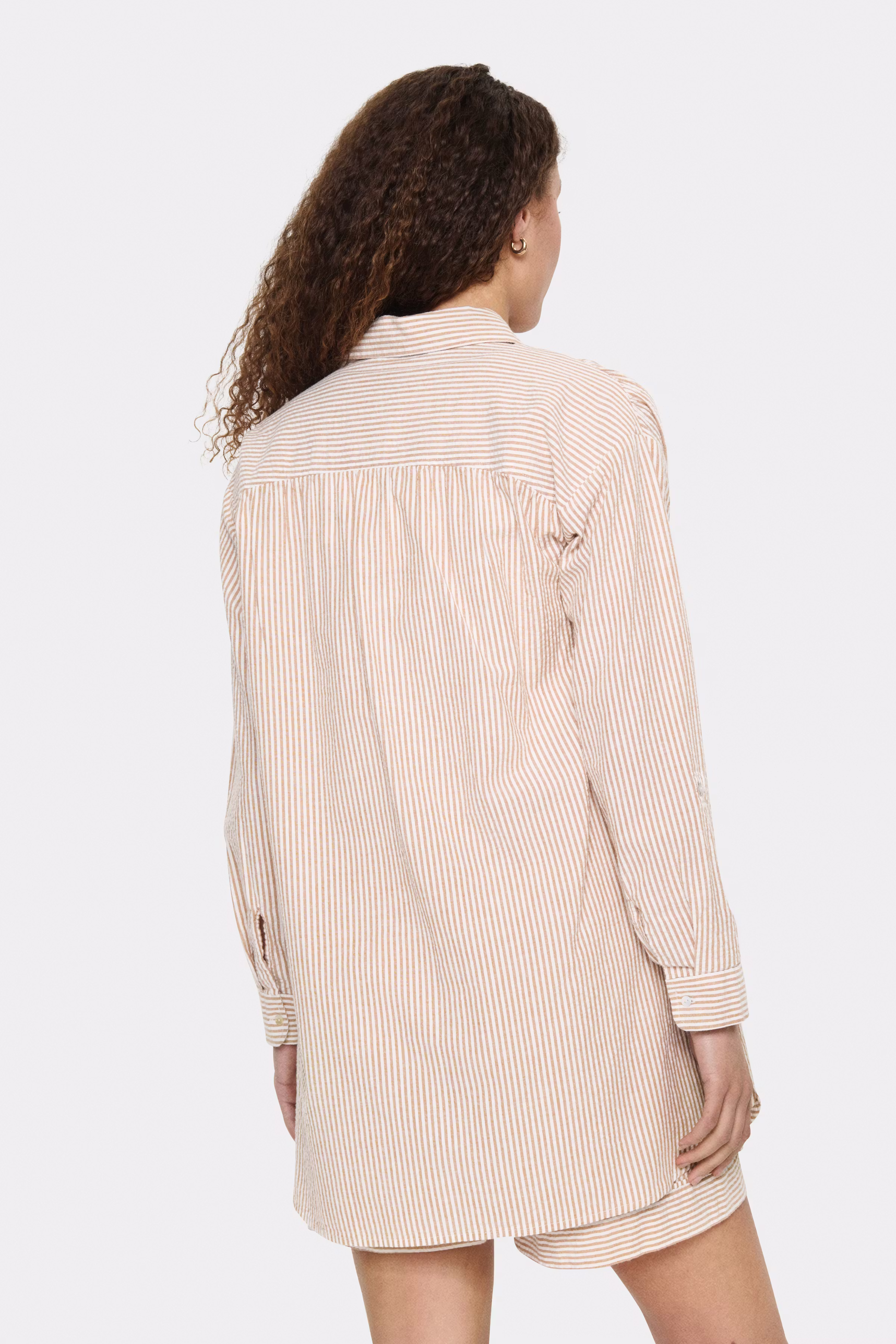 KiraSZ Skjorta LOOKBOOK BACK 30514016-171134