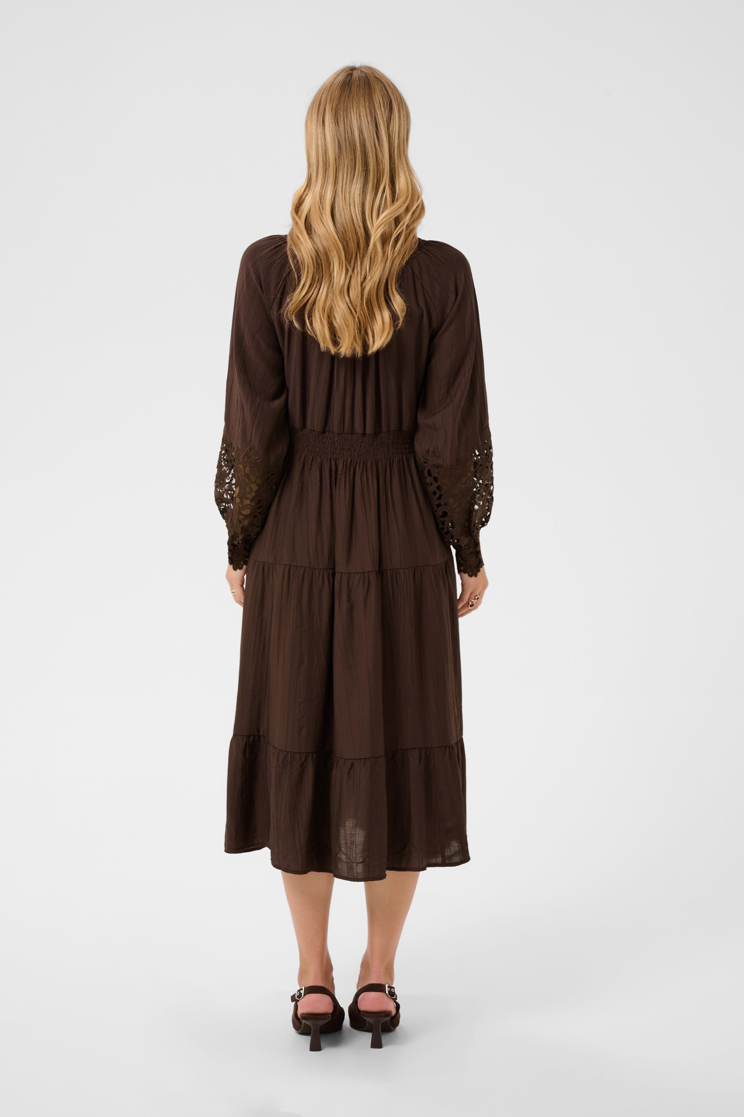 CRTina Robe LOOKBOOK BACK 10615439-191016