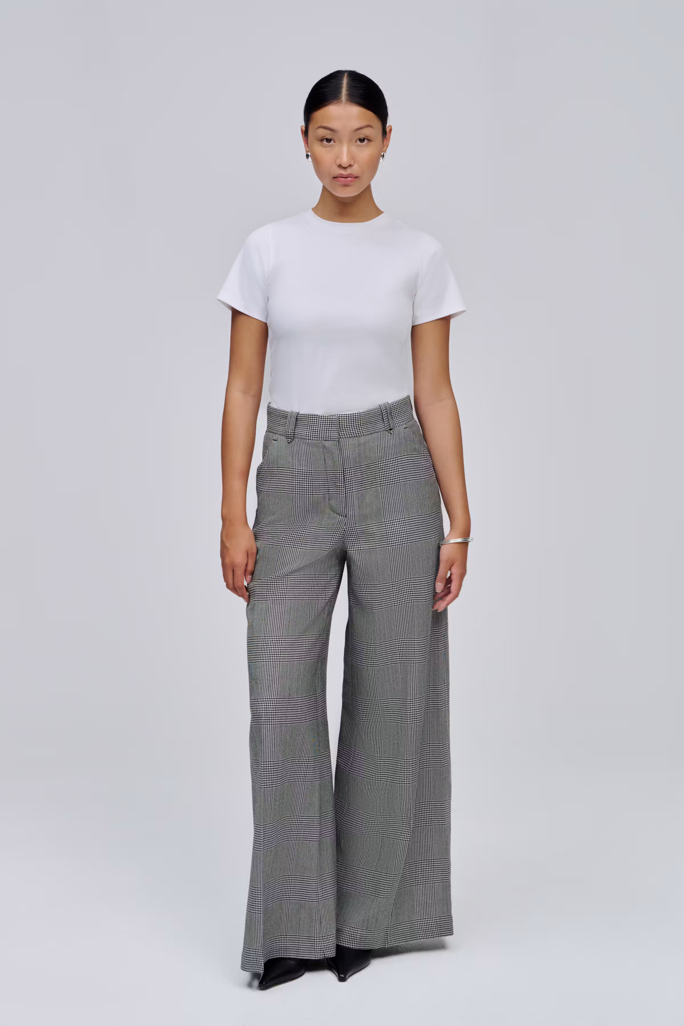 IOPersyia Trousers LOOKBOOK FRONT 30600059-MC2161