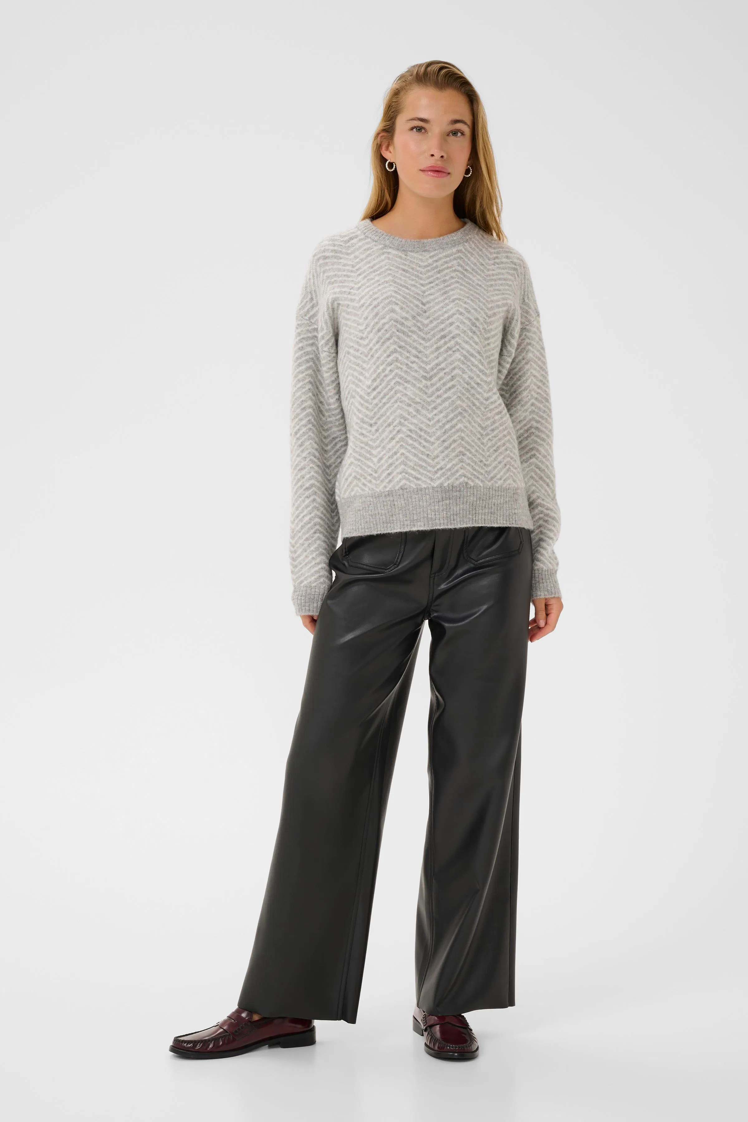 KAbitzy Pullover LOOKBOOK FRONT 10510840-108547
