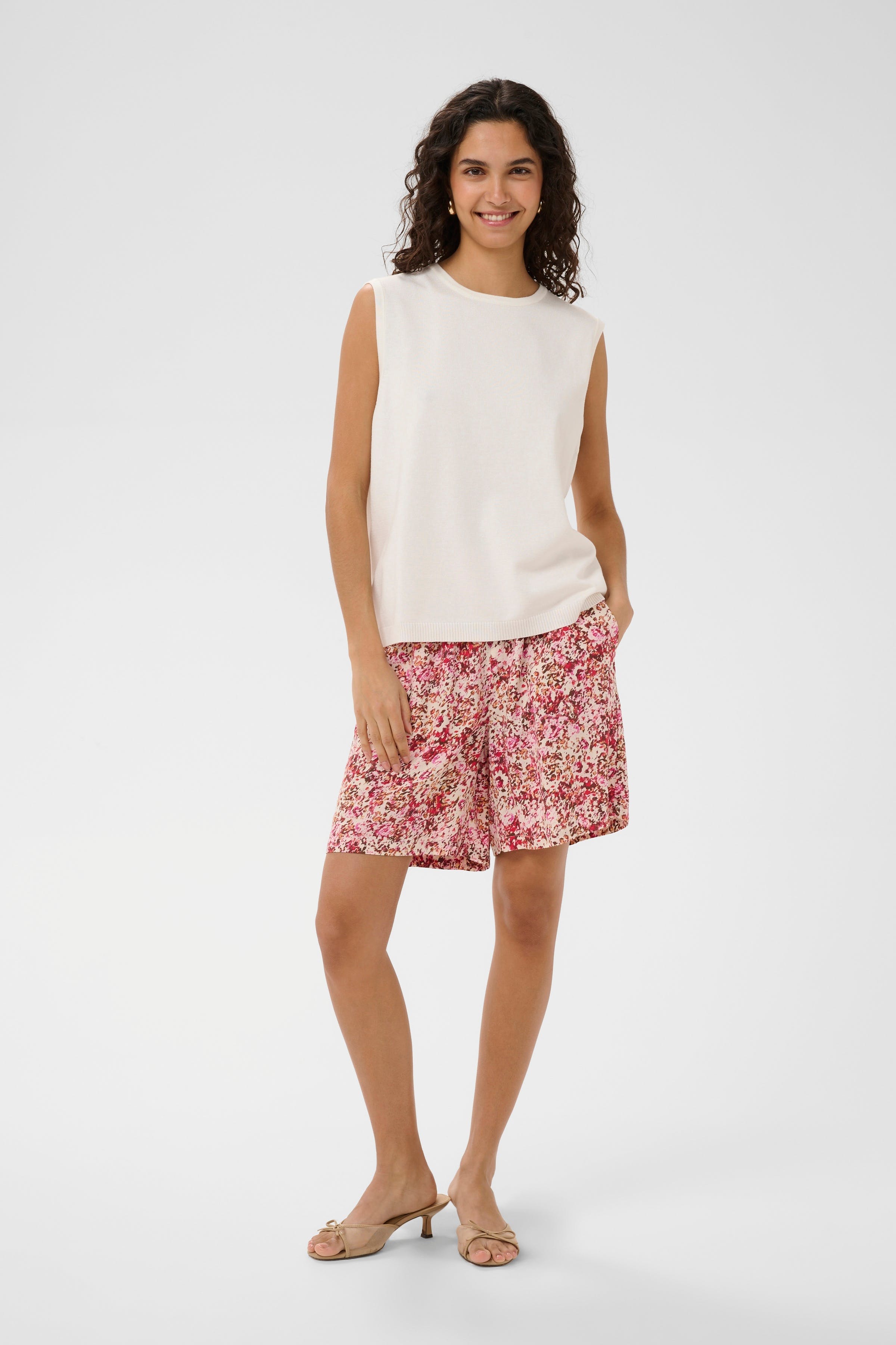 EdaSZ Shorts LOOKBOOK FRONT 30515156-304892