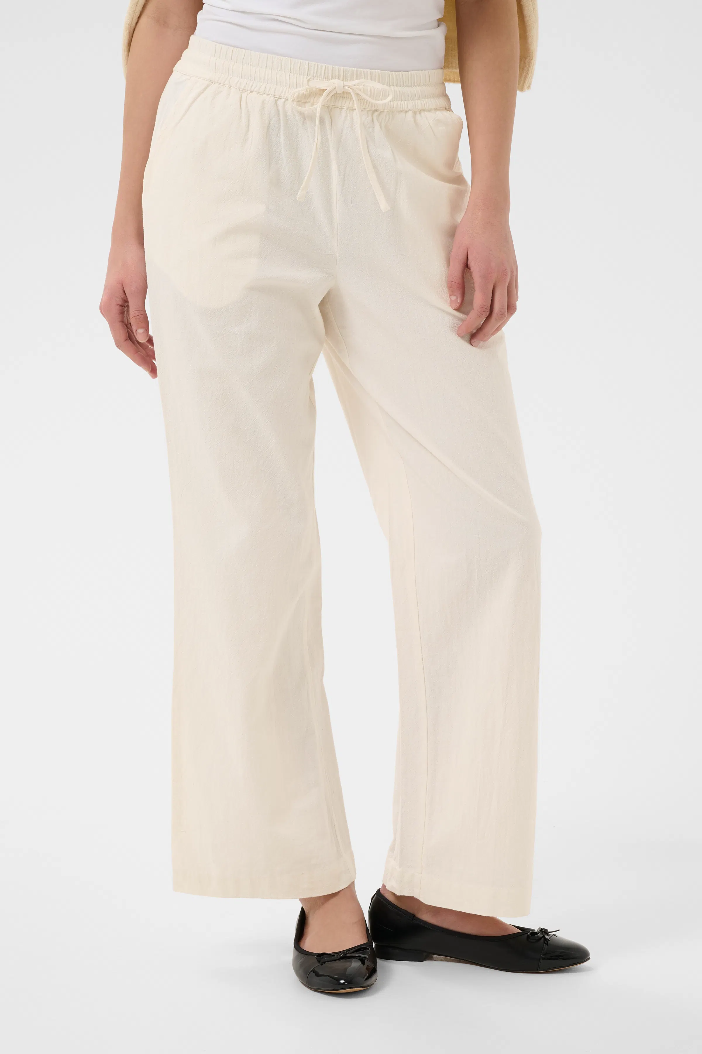 Zalinda Trousers LOOKBOOK FRONT 30513816-110605