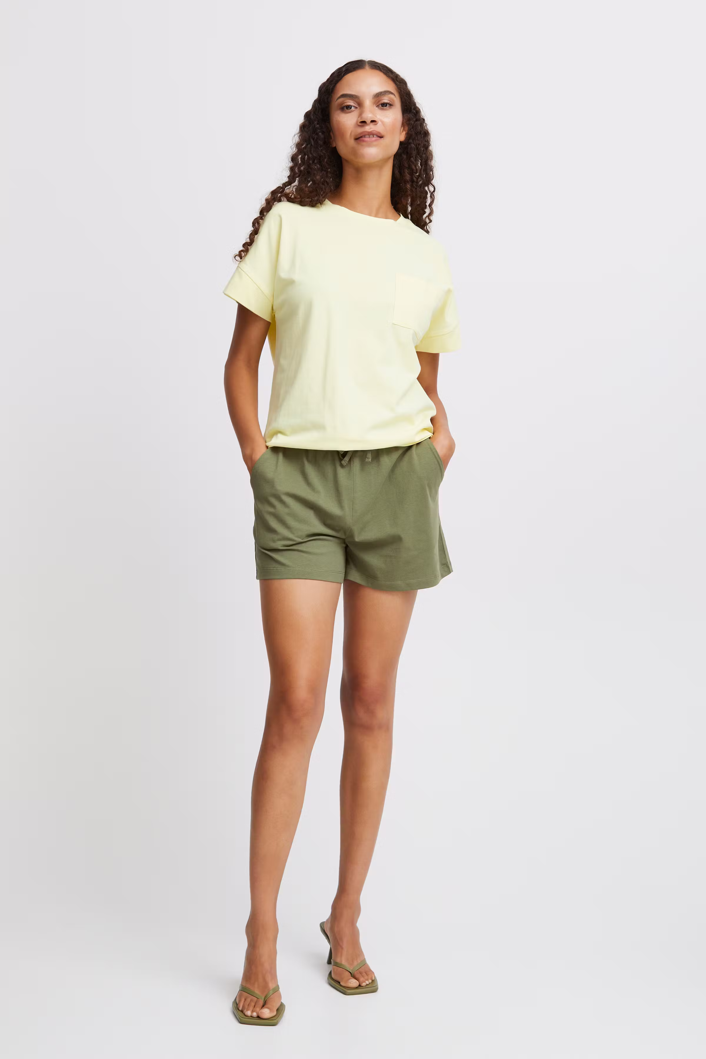 BYPANDINNA Shorts LOOKBOOK FRONT 20815000-180316