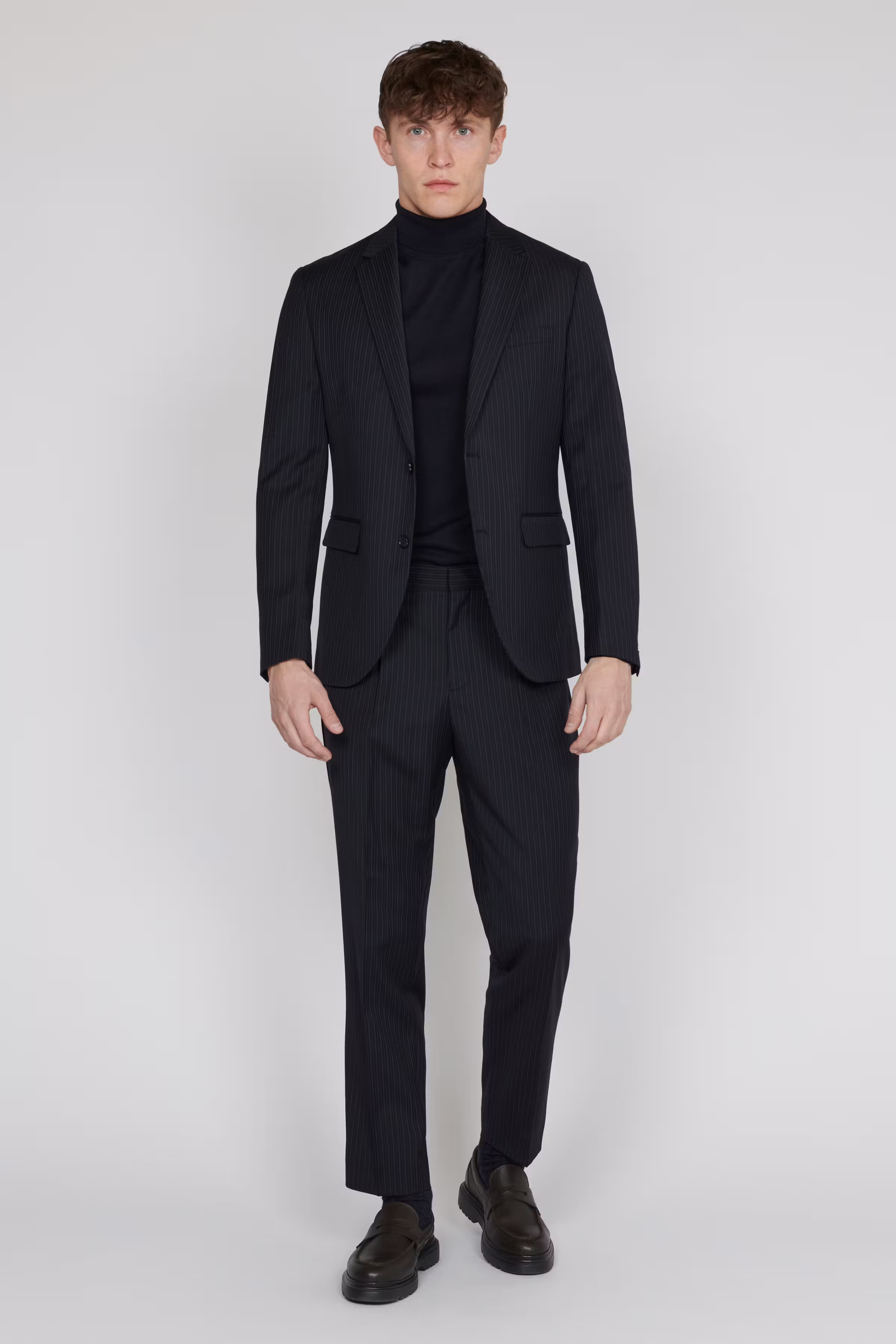 MAweller Hose LOOKBOOK BACK 30206937-194011