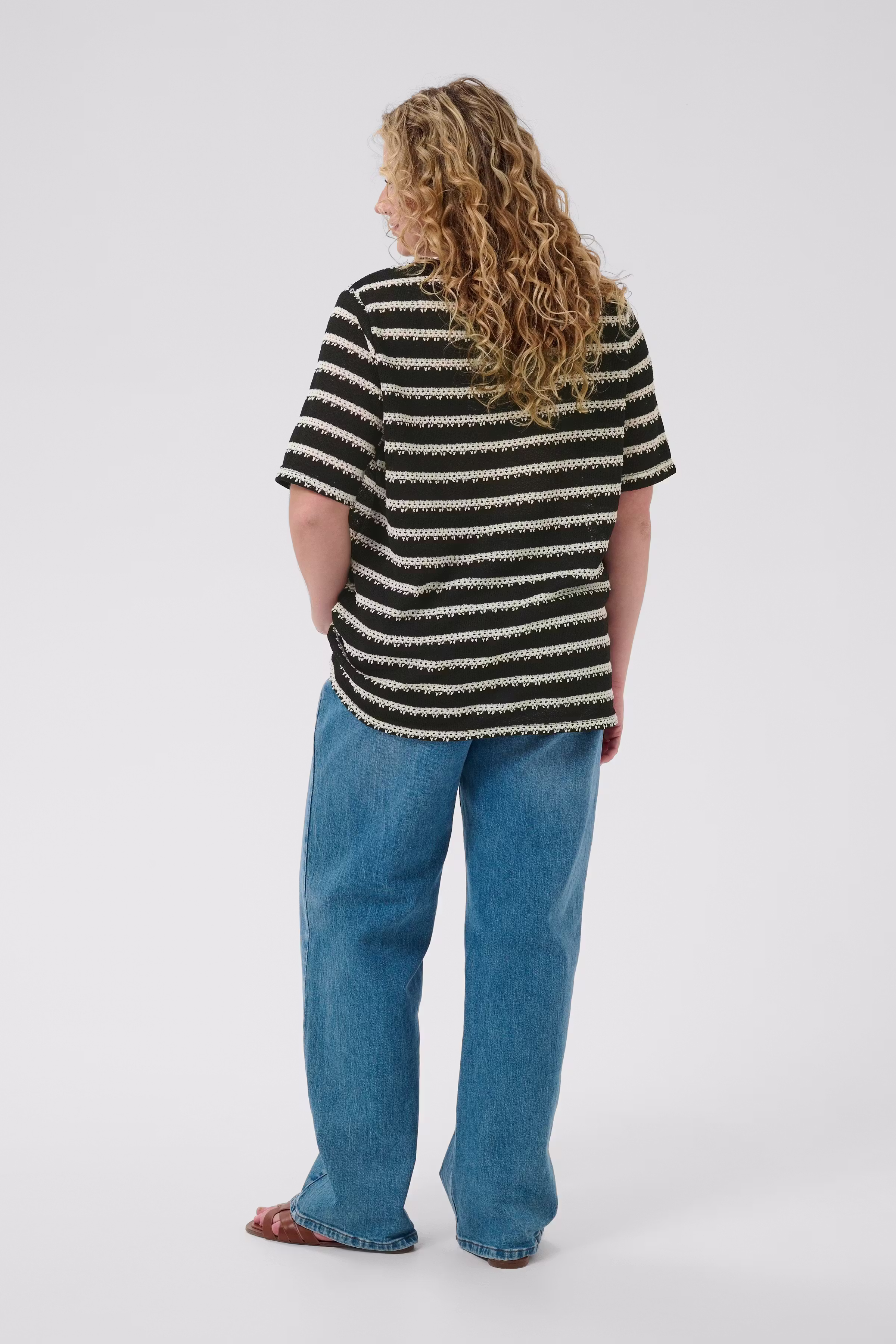 KCdarla T-shirt LOOKBOOK BACK 10584300-109469