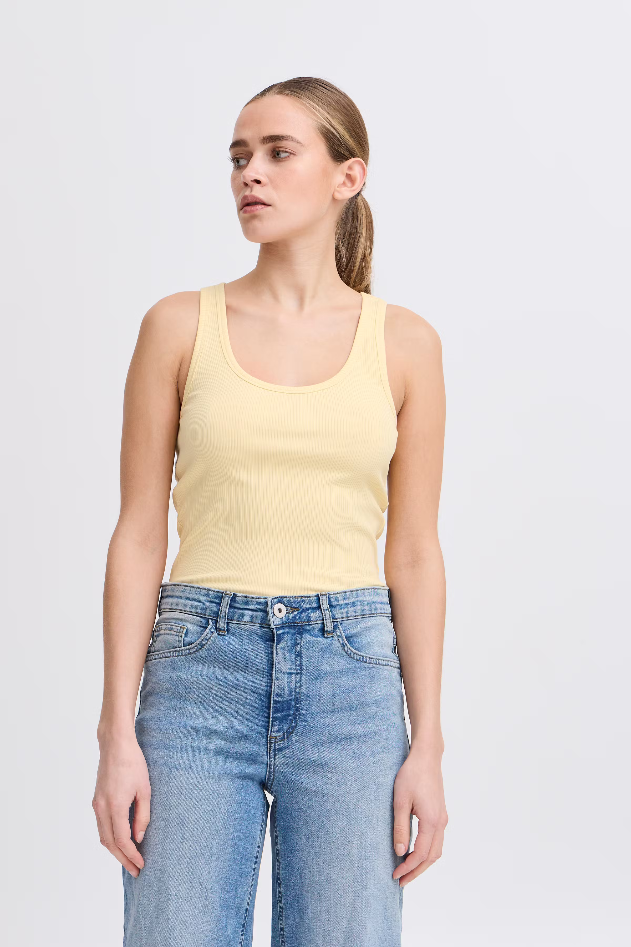 IHPALMER RIB BOX Top LOOKBOOK FRONT 20120342-130915