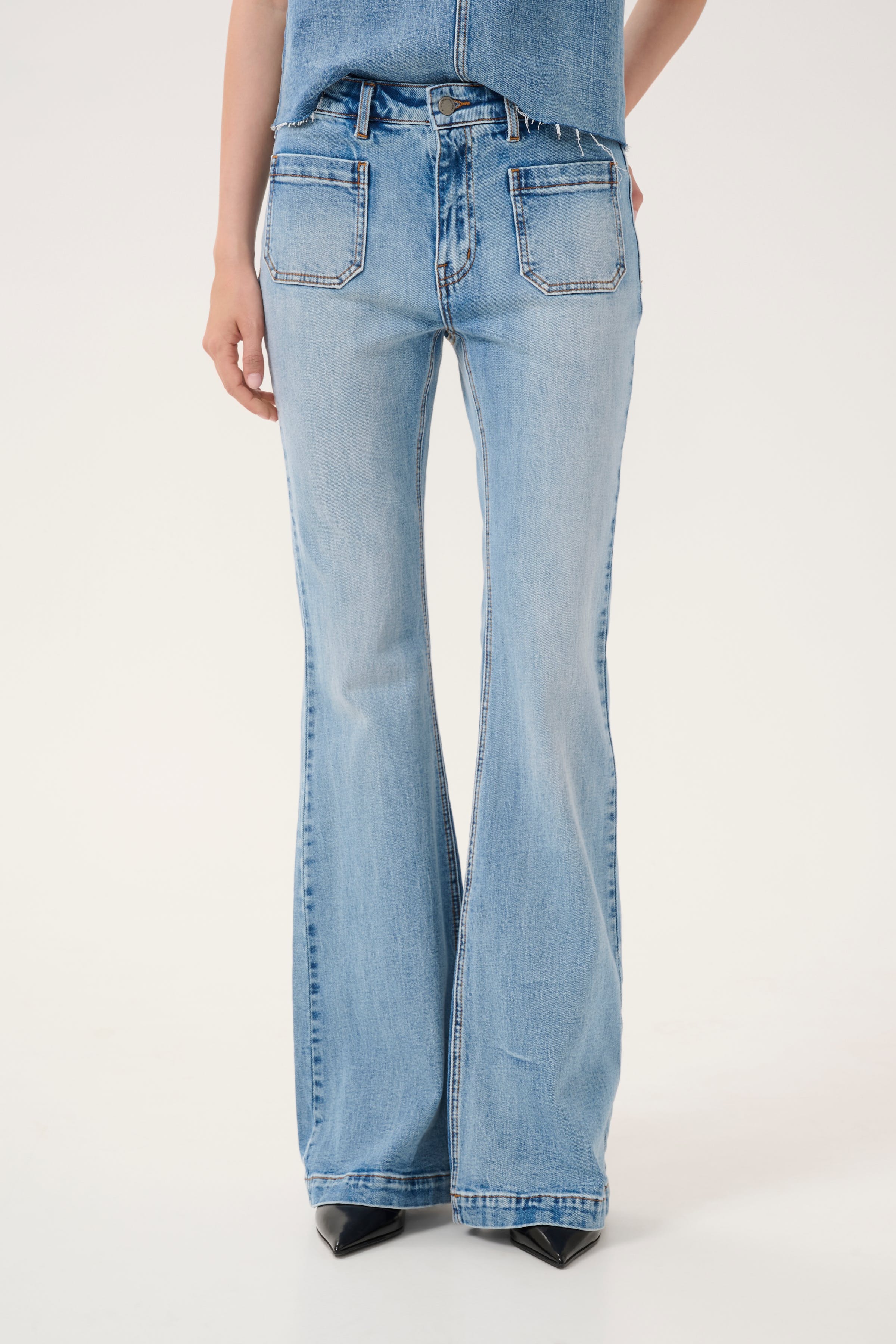 DangoMW Bootcut jeans LOOKBOOK FRONT 10705059-100046