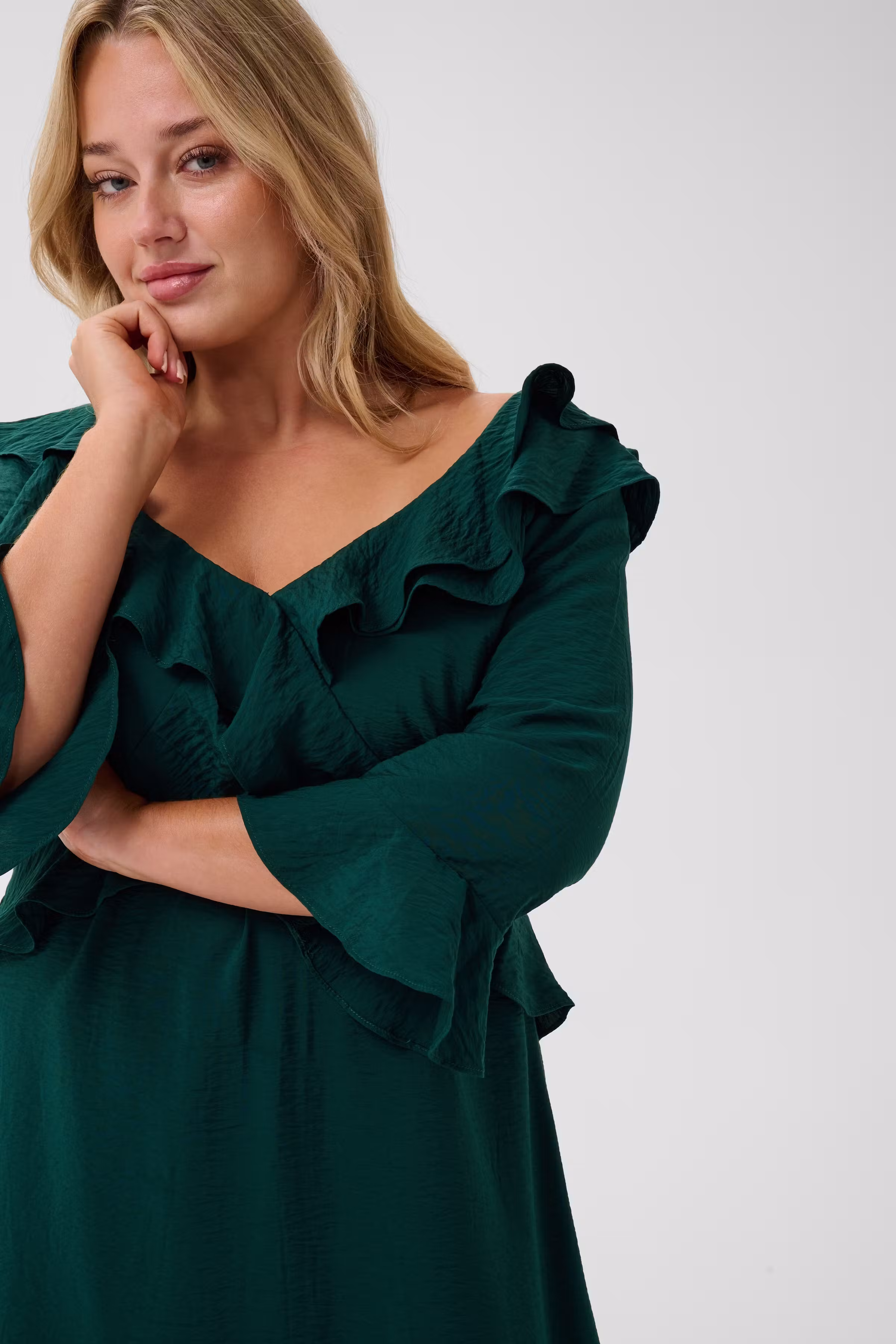 KCelsa Kleid LOOKBOOK DETAIL 10584970-195320