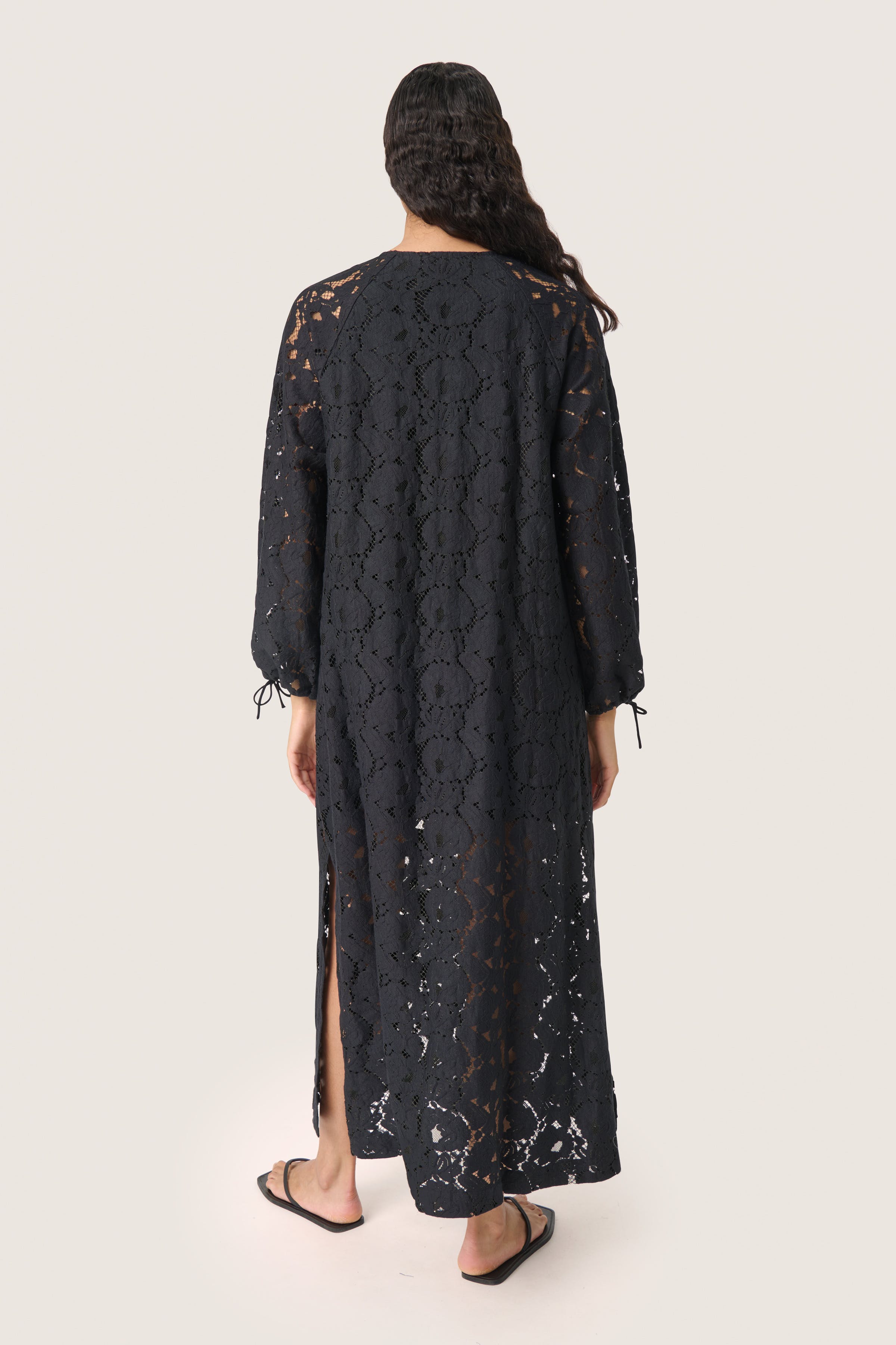 SLTaya Klänning LOOKBOOK BACK 30408672-194008