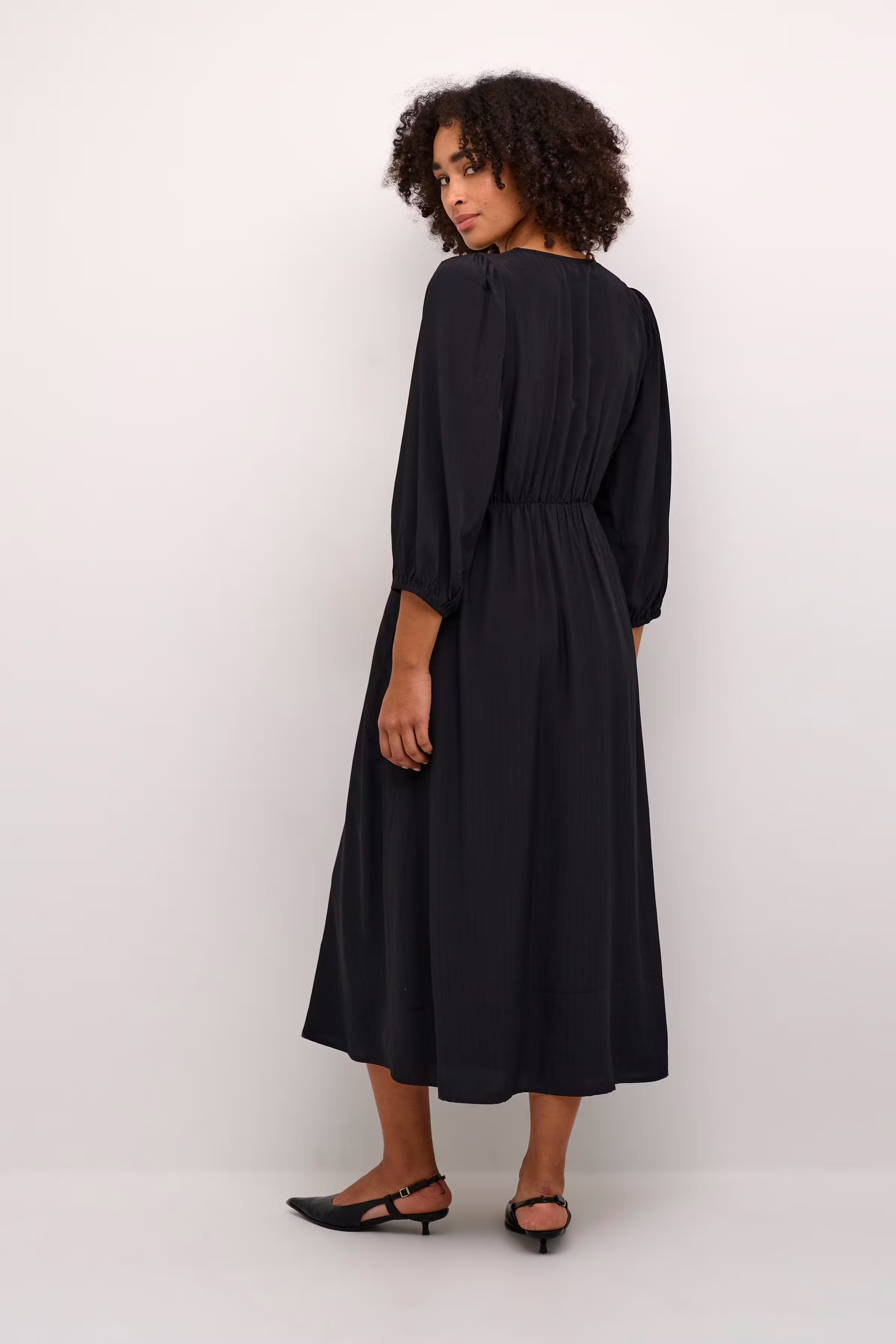 KAdorit Kjole LOOKBOOK BACK 10509121-100121