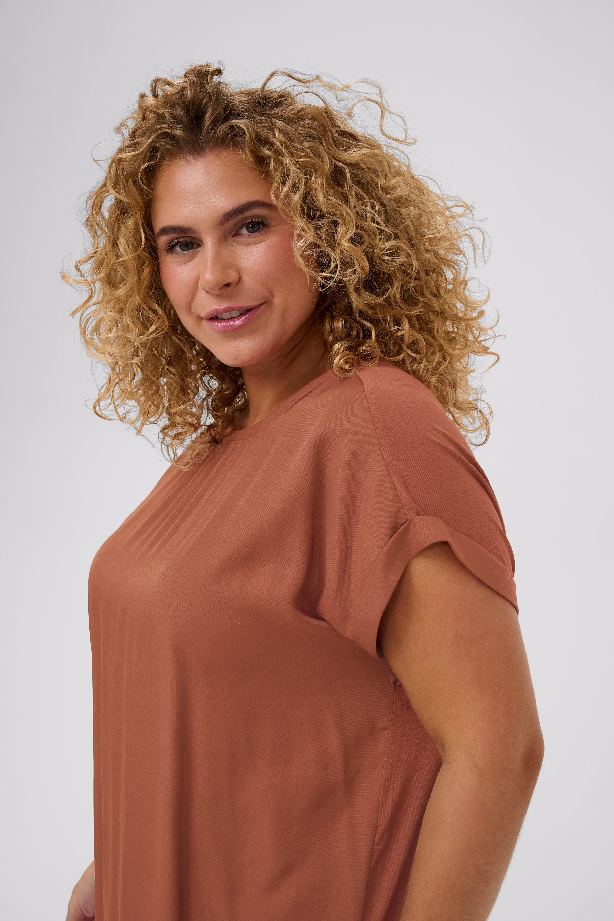 KCmilia Blus LOOKBOOK DETAIL 10583812-191334