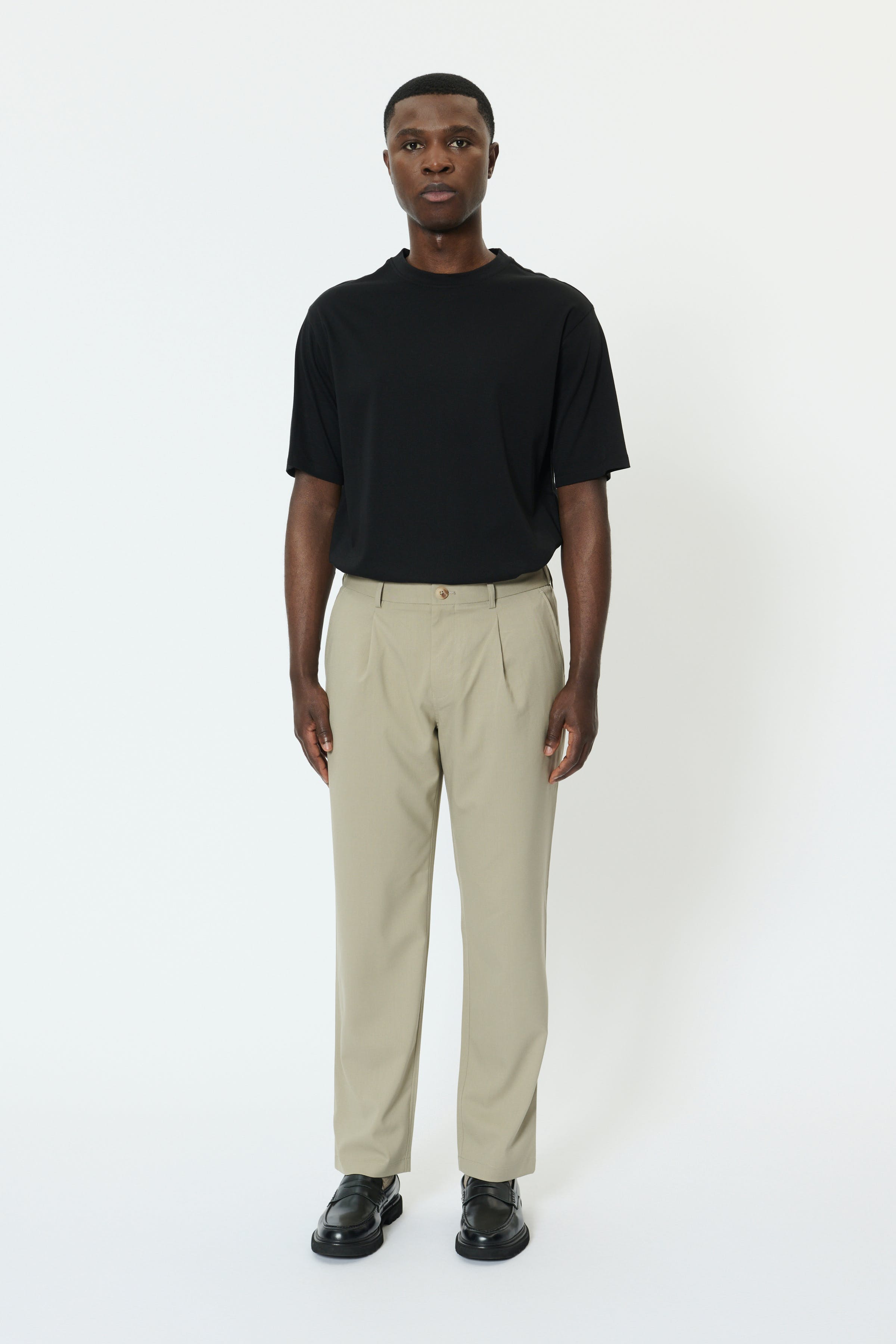 MAhart Trousers LOOKBOOK FRONT 30208992-171108