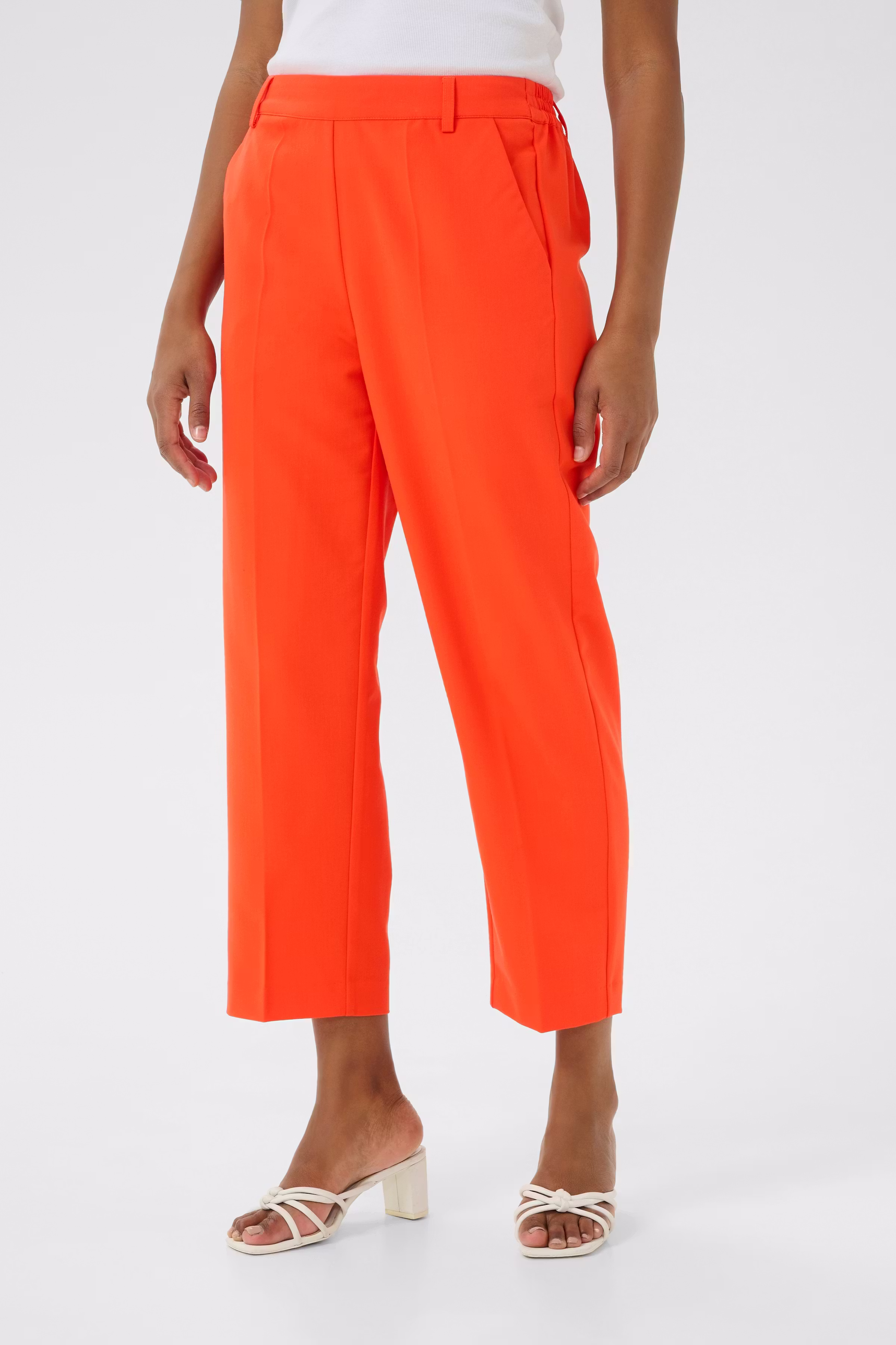 KAsakura Trousers LOOKBOOK FRONT 10506127-171558