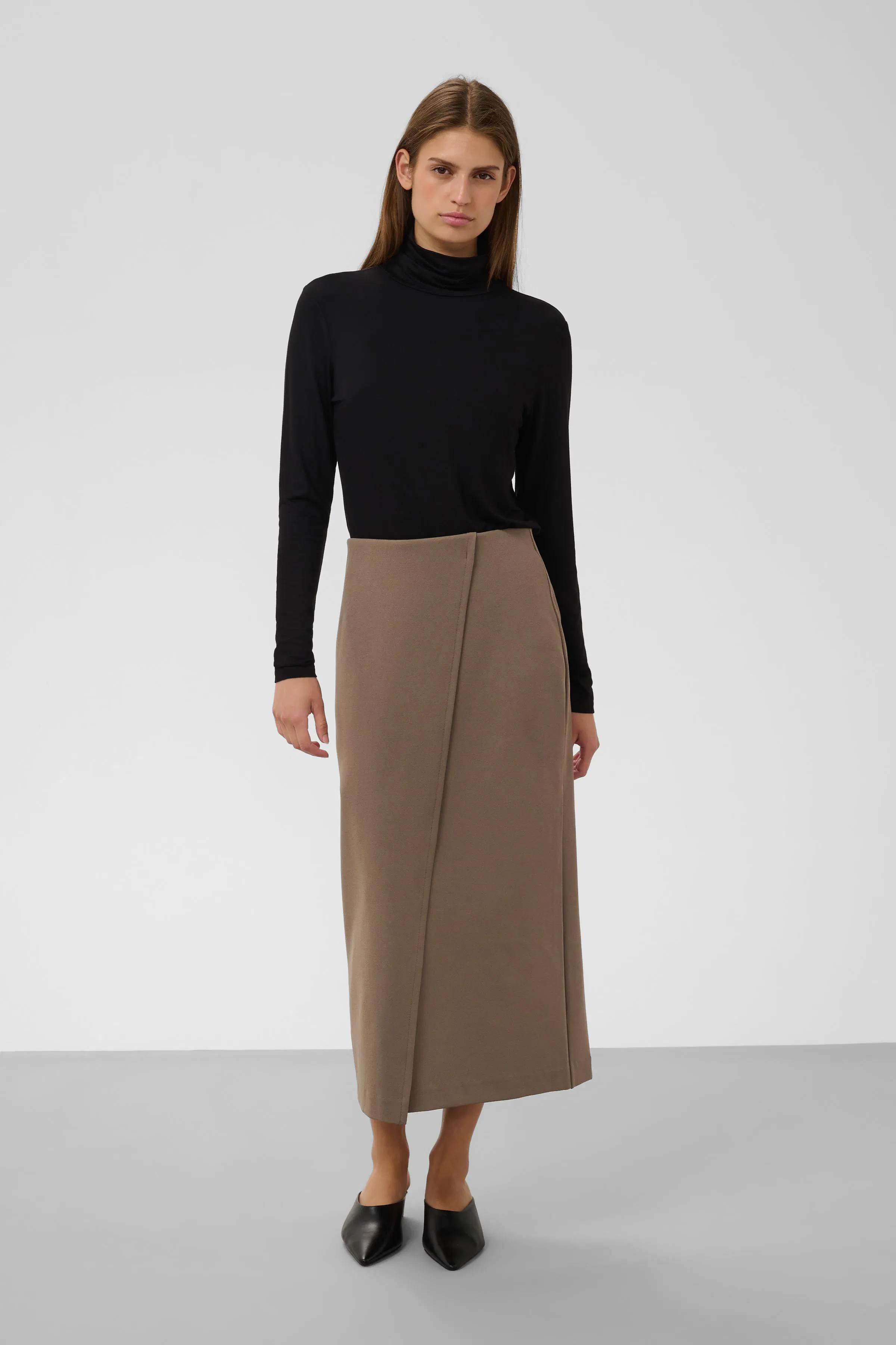 SLBea Kjol LOOKBOOK FRONT 30407315-190808