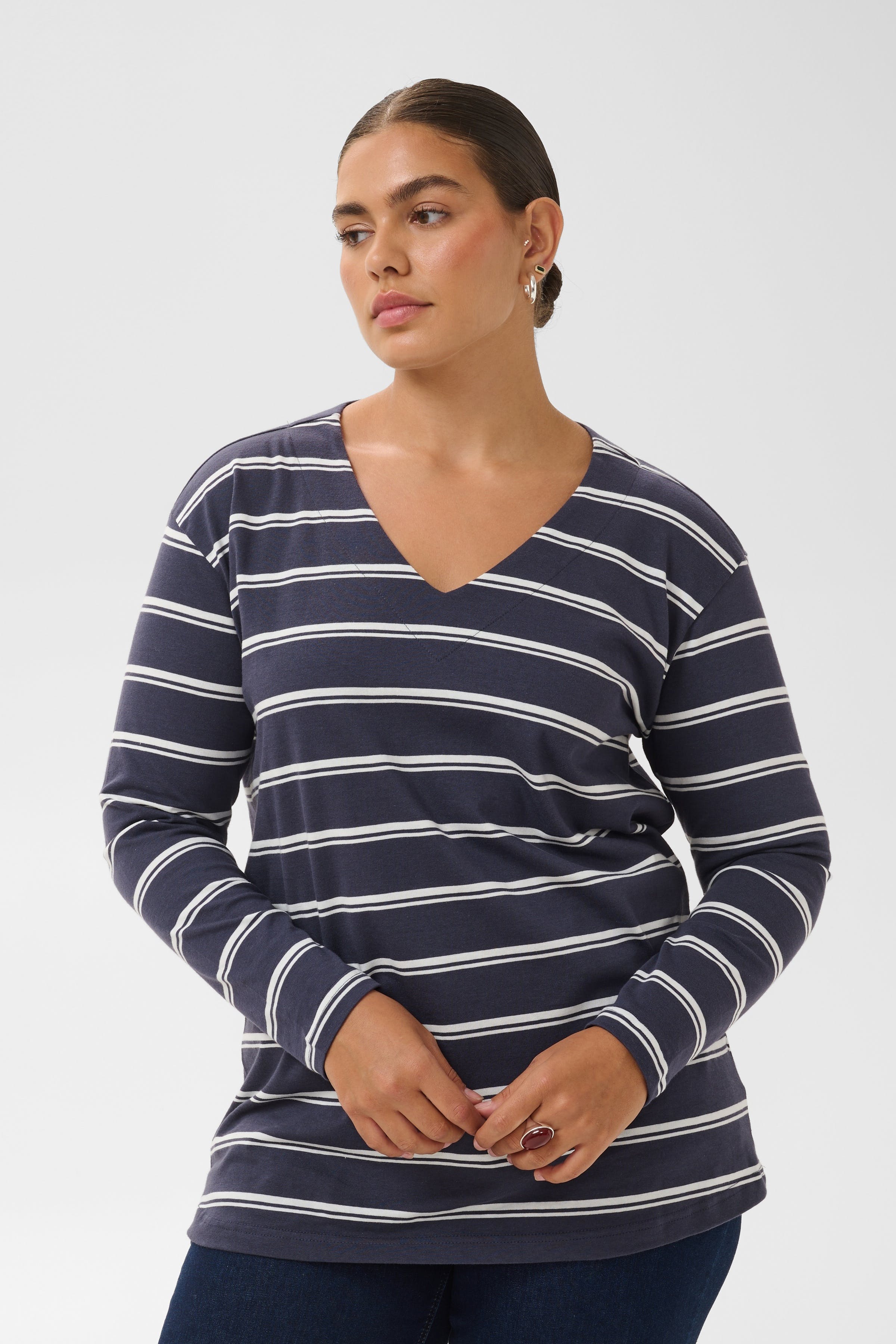 KCwinni T-shirt LOOKBOOK FRONT 10584596-1000518