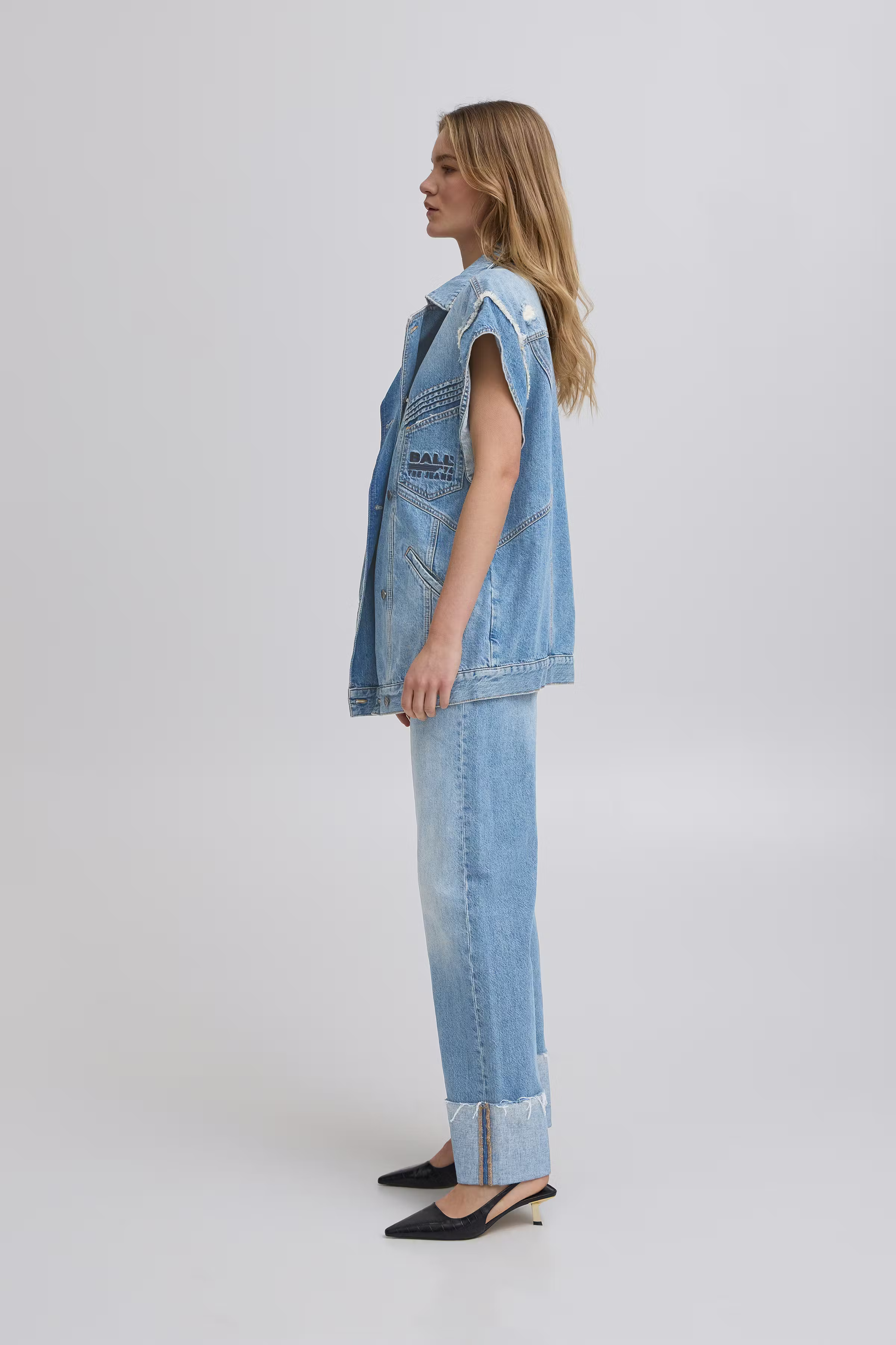 BASERAFINA Vest LOOKBOOK FRONT 50405116-204624