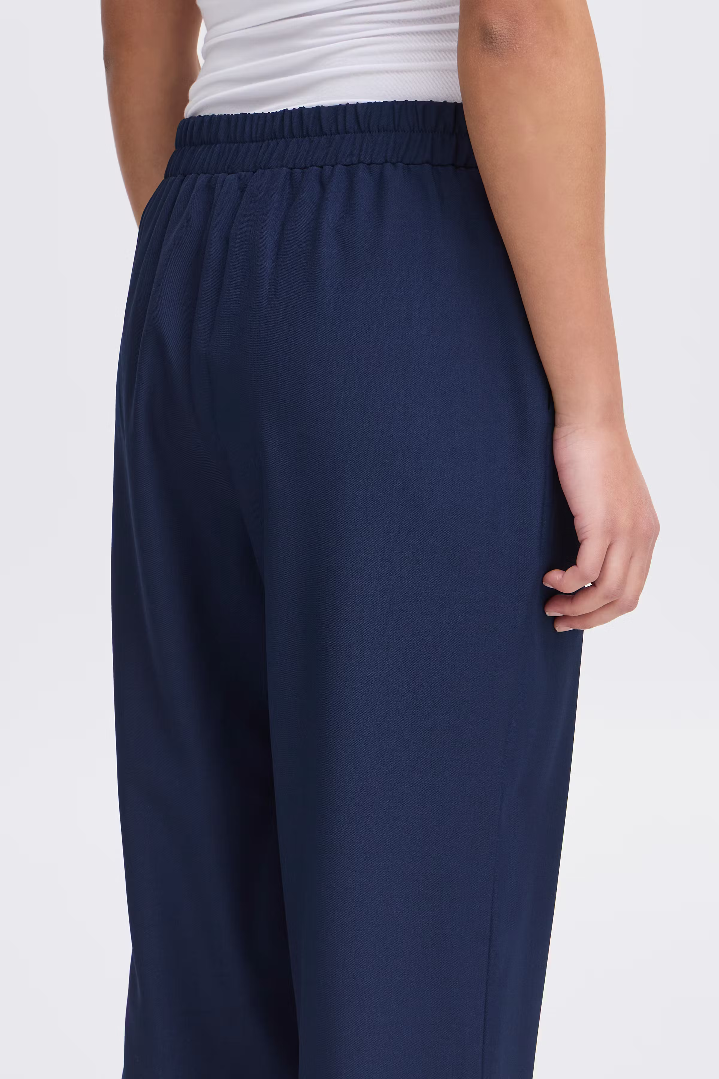 IXDORTHEA Hose LOOKBOOK DETAIL 20123721-194010